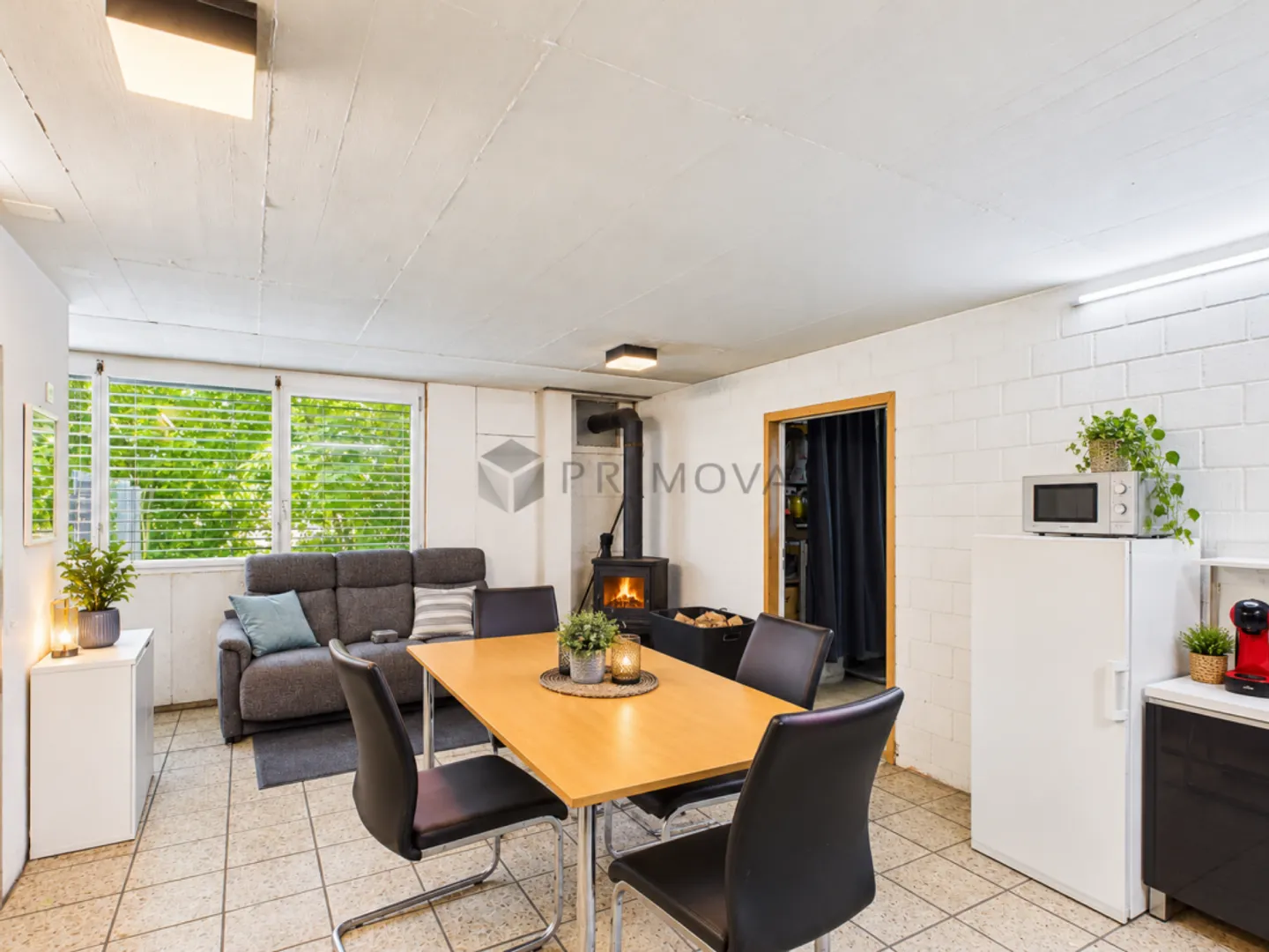 Hall commerciale avec espace pour votre flotte - Photo 3 sur 8