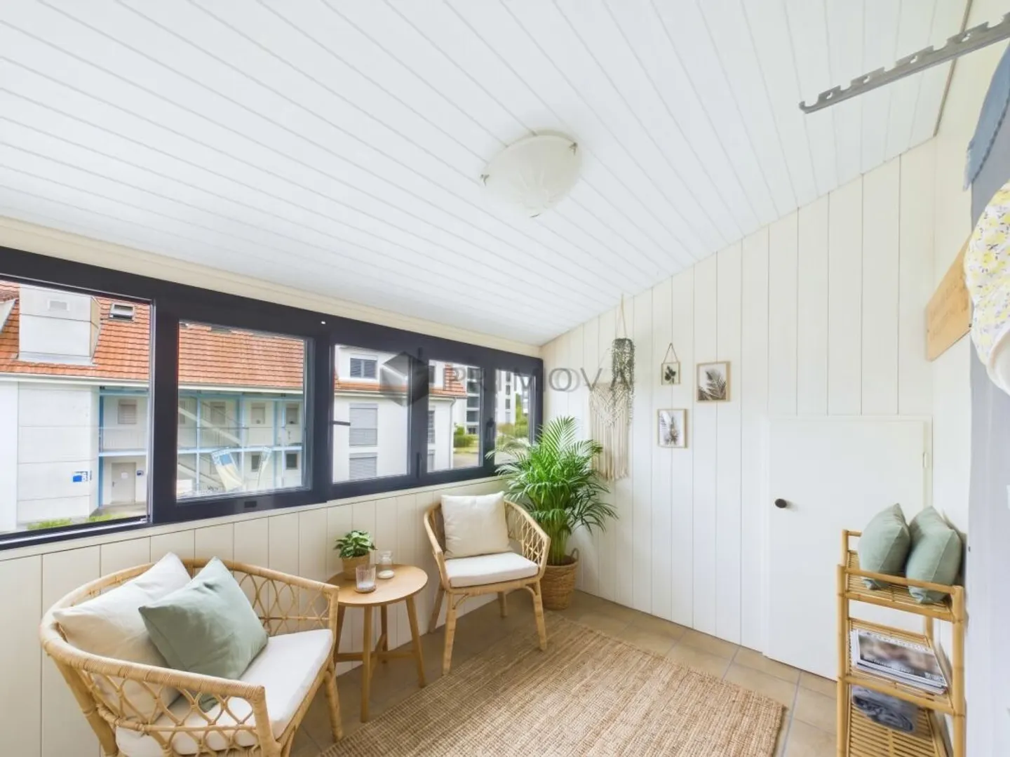 This inviting and well-located condominium could be yours tomorrow! - Photo 11 of 13