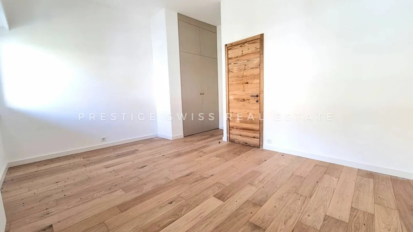 Appartement moderne 4 ½ pièces avec vue panoramique à couper le souffle - Foto 12 von 13