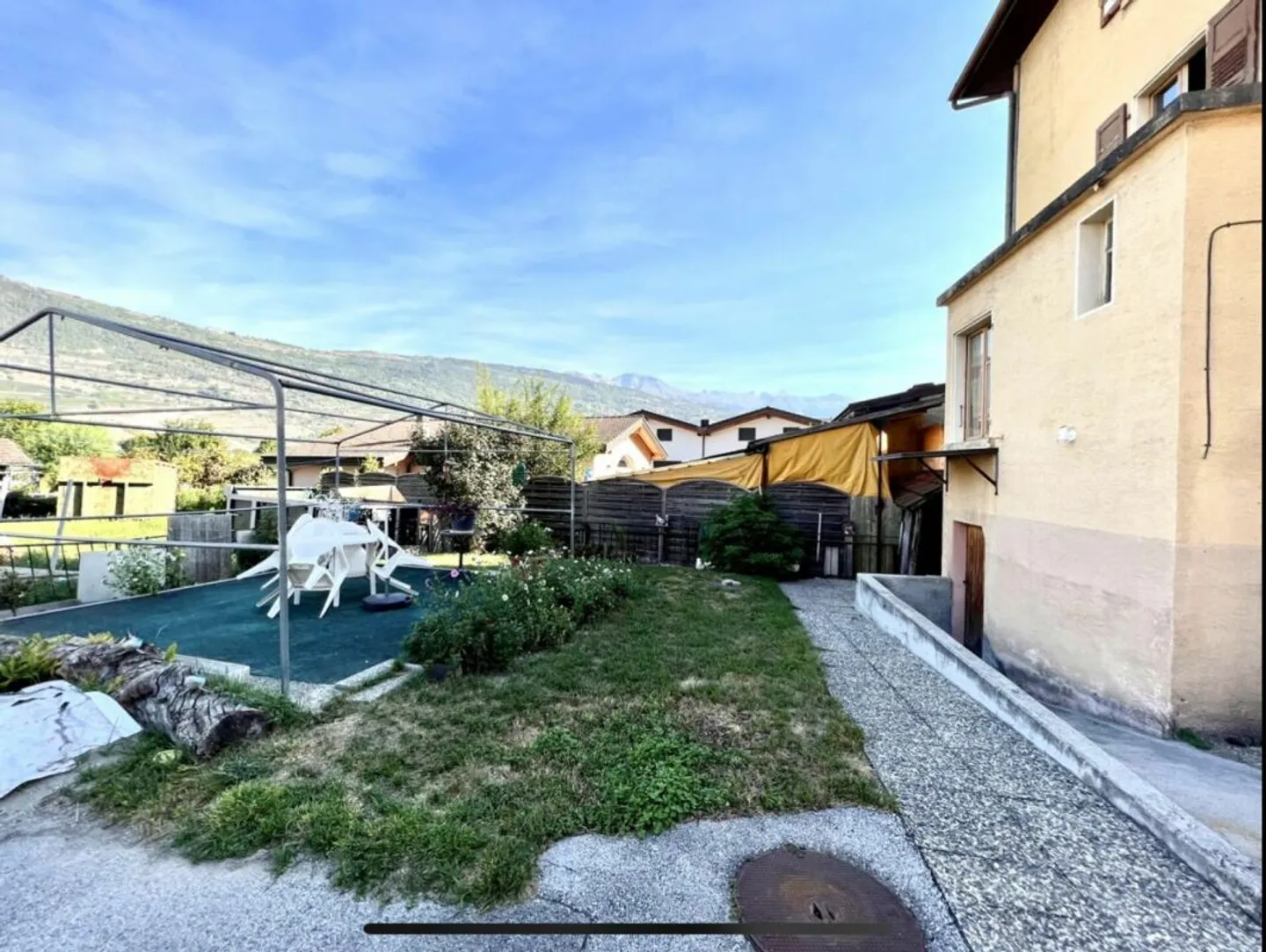 Village House with 15 Rooms in Grône - Photo 7 of 13