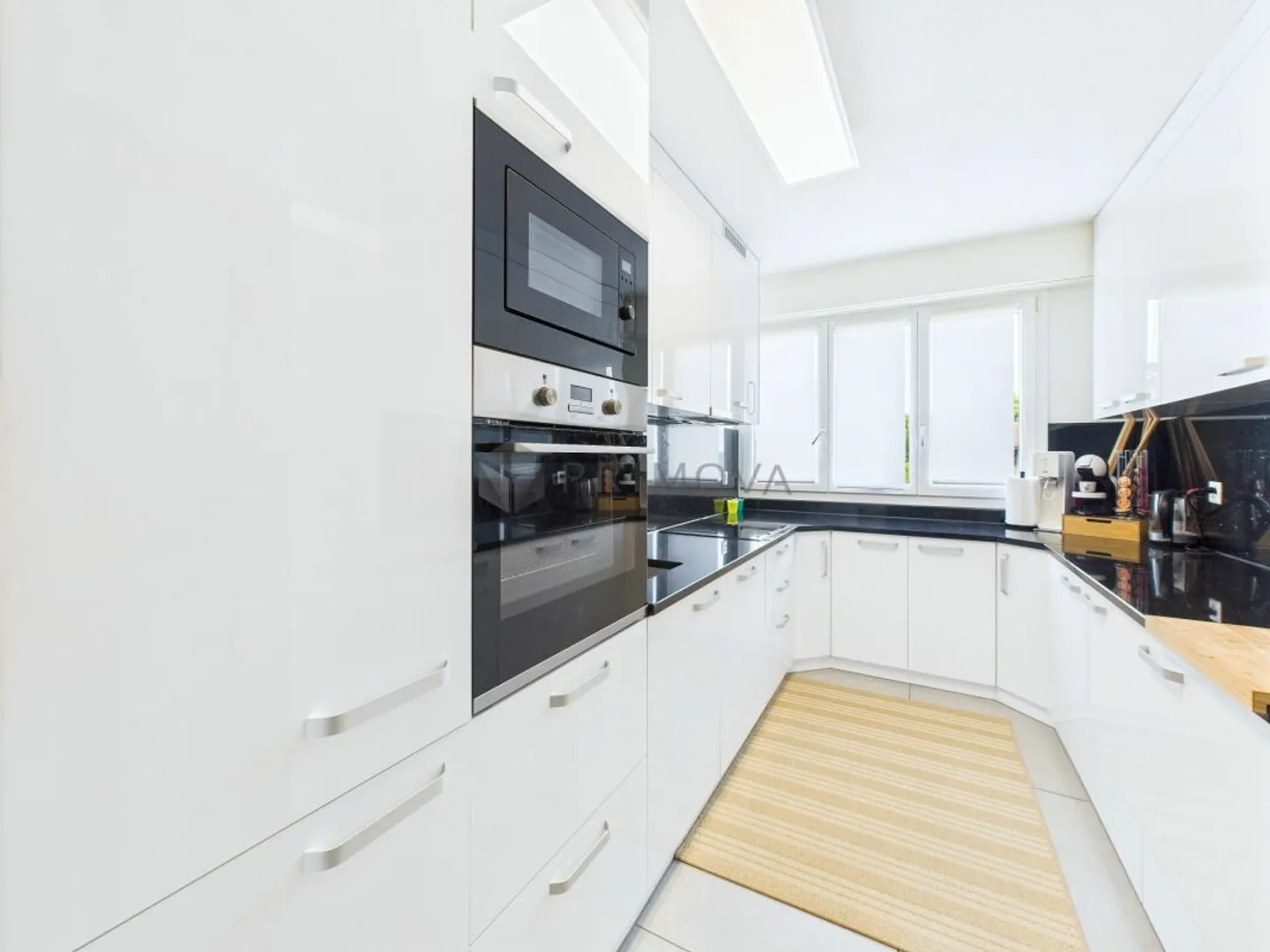 Maison multifamiliale bien entretenue avec potentiel d'extension - investissement solide avec un avenir - Photo 12 sur 13