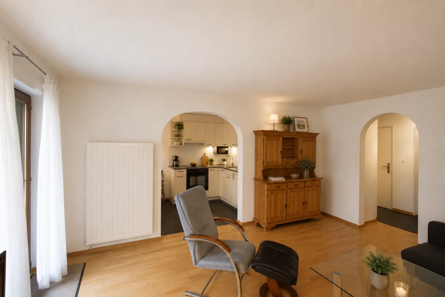 Appartement 2.5 pièces dans le village de montagne idyllique de Bergün - Photo 2 sur 12