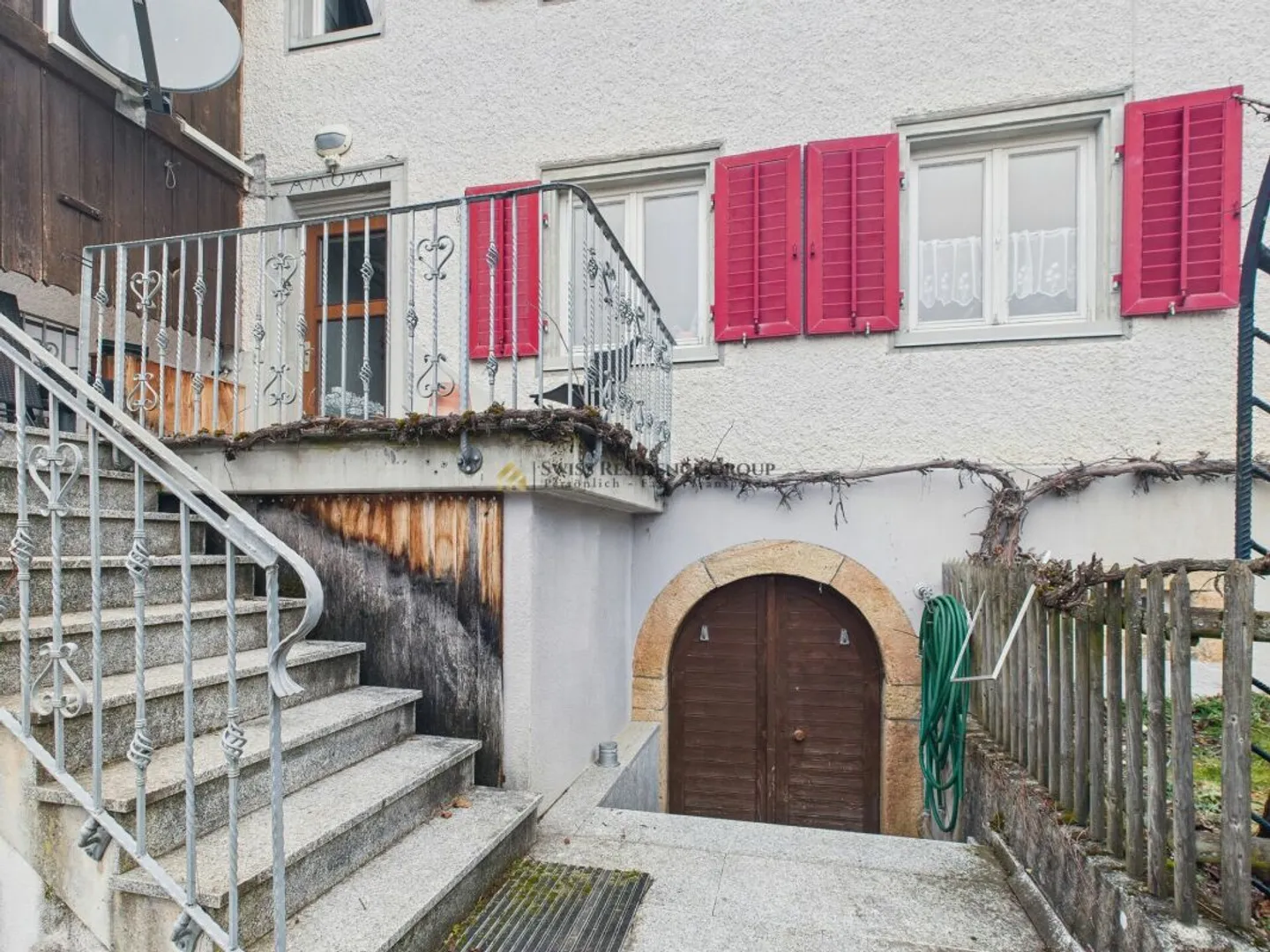 Gemütliche &amp; grosszügige 3.5-Zimmer-Wohnung mit privatem Garten und Terrasse - Photo 2 sur 13