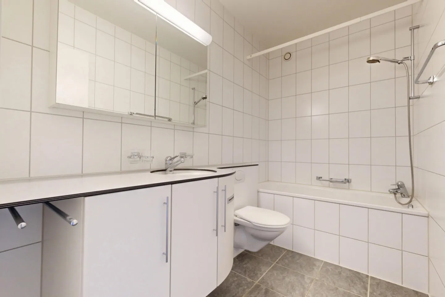 Appartamento centrale vicino a Migros Gorenmatt - Foto 8 di 11