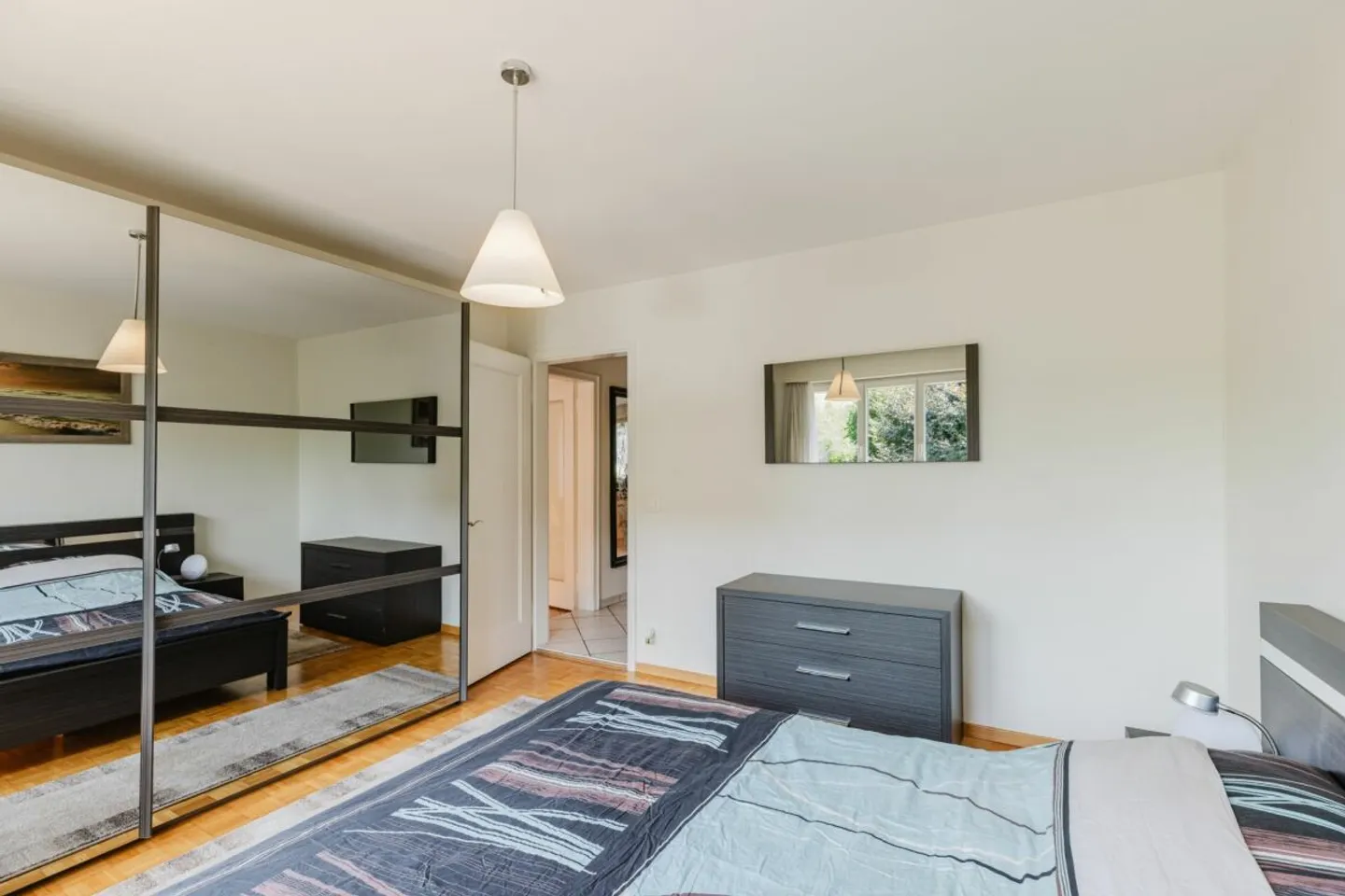 Multi-family house with building reserve in the beautiful Linden district in Biel - Photo 12 of 13