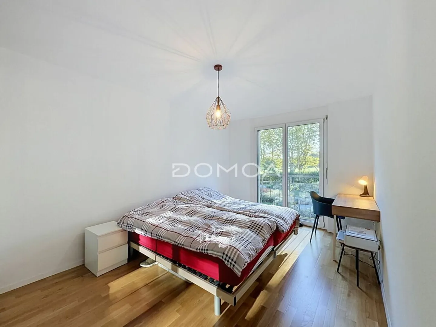 Privileged setting and view of the golf course - Charming 2.5 room apartment in Payerne - Photo 6 of 11