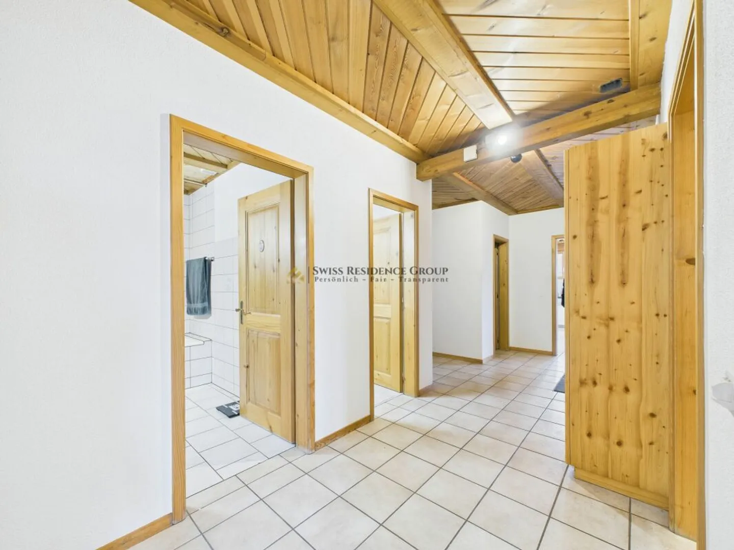 Wohnen wie im eigenen Haus- mit Cheminée, Gartenparadies &amp; Pool - Foto 8 von 13