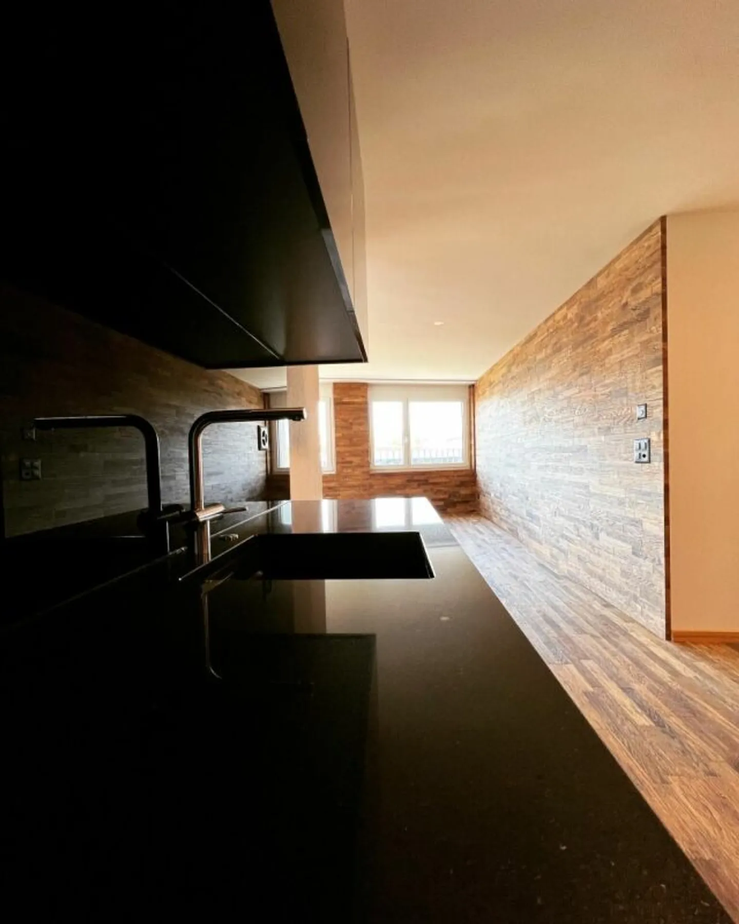 Stylische 2,5-Zimmer-Wohnung - Foto 2 von 13