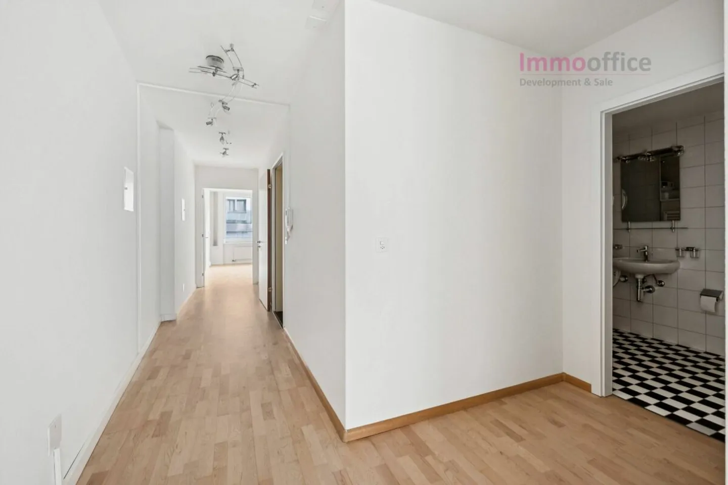 Spazio ufficio attraente di 2 stanze nel centro di Basilea - Foto 7 di 11