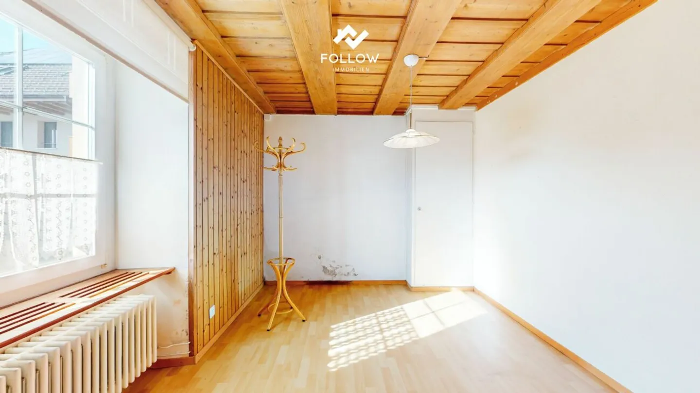 Vielseitiges Ein- oder Mehrfamilienhaus mit Baulandreserve Kopie - Foto 13 von 13