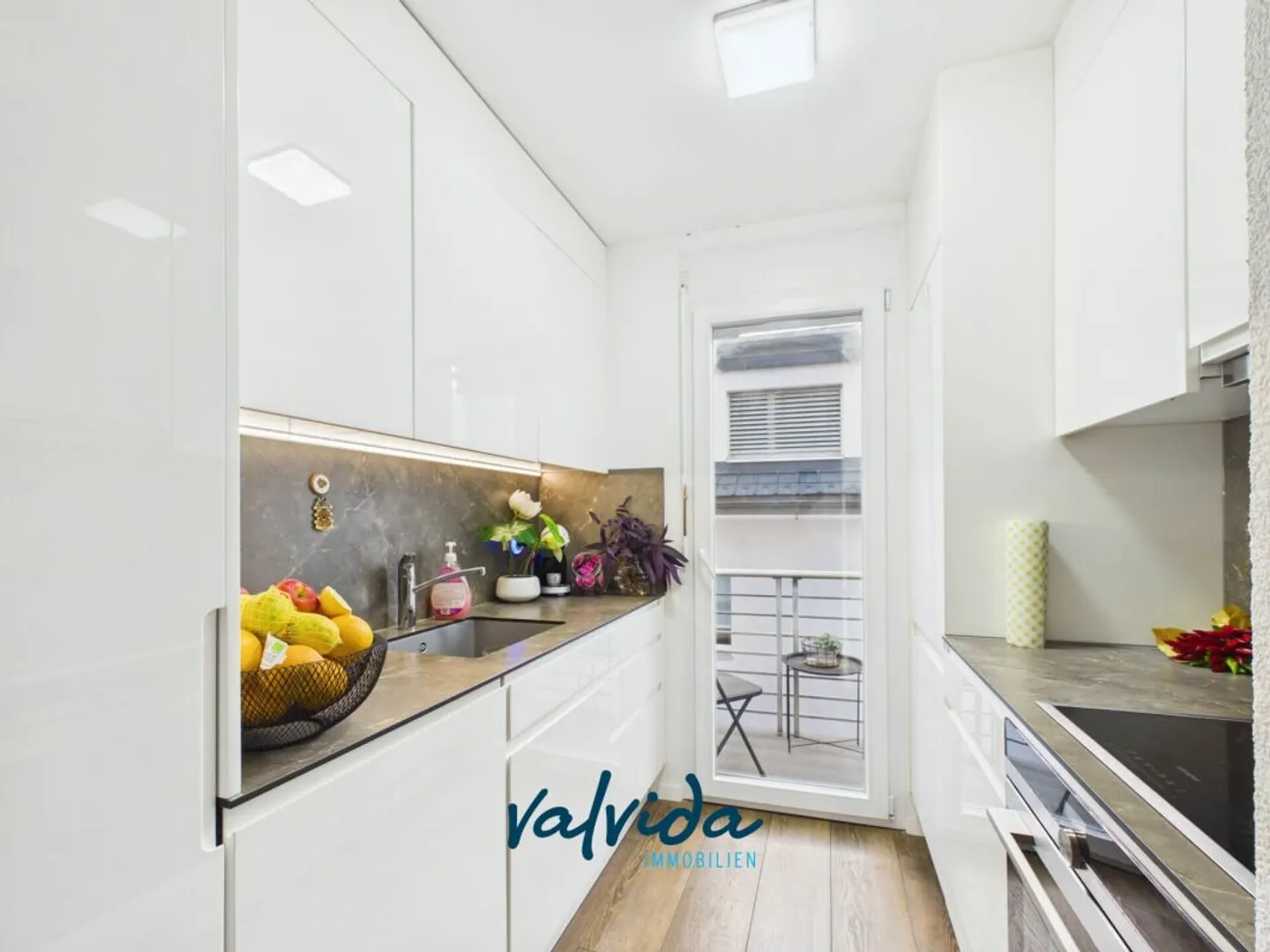 Appartement moderne de 2,5 pièces au cœur de Visp - investissement attrayant - Photo 3 sur 6