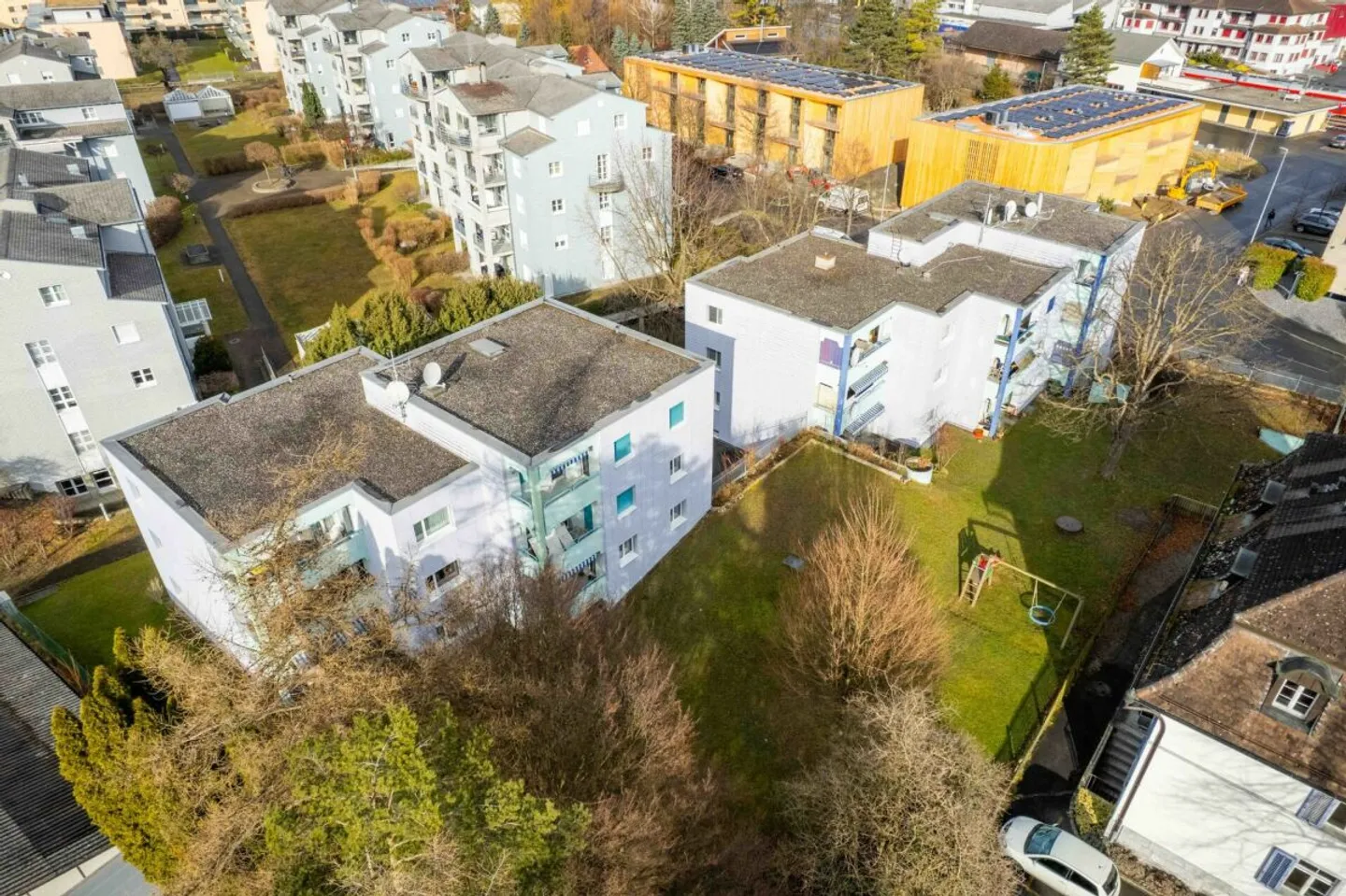 Proprietà di investimento attraente: 2 case plurifamiliari con 15 appartamenti - Foto 1 di 13