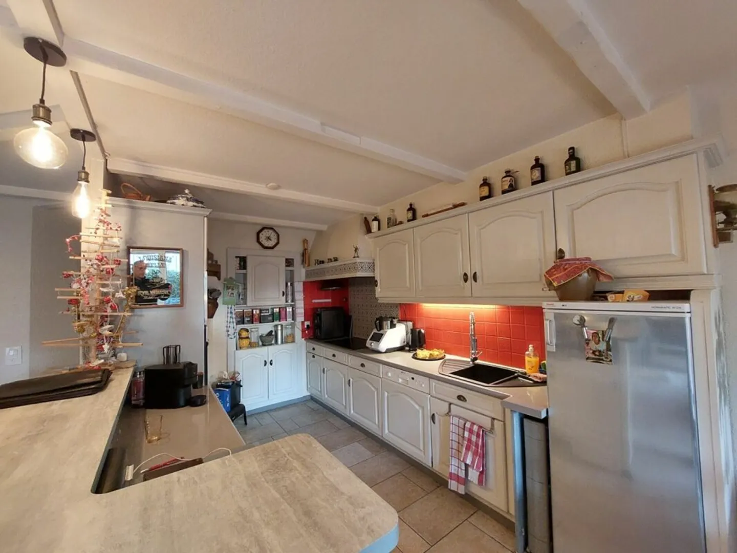 Appartement moderne de 4,5 pièces avec jardin - Photo 3 sur 11