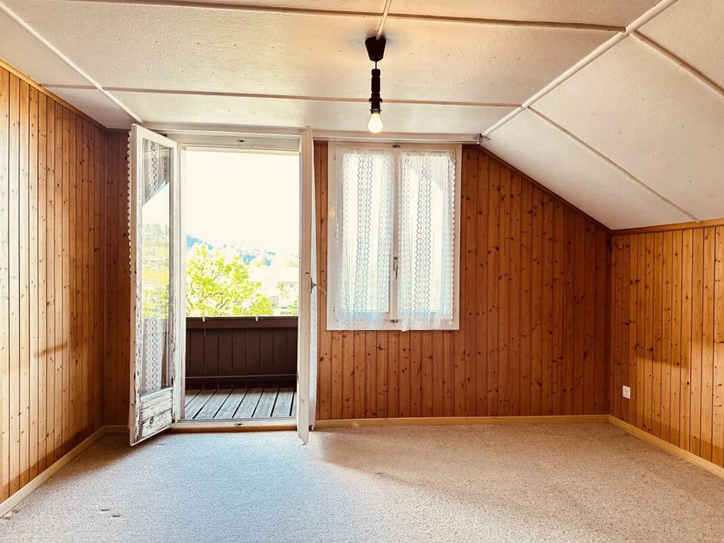 Casa unifamiliare di 5 stanze, da ristrutturare, con potenziale e riserva di terreno - Foto 9 di 13