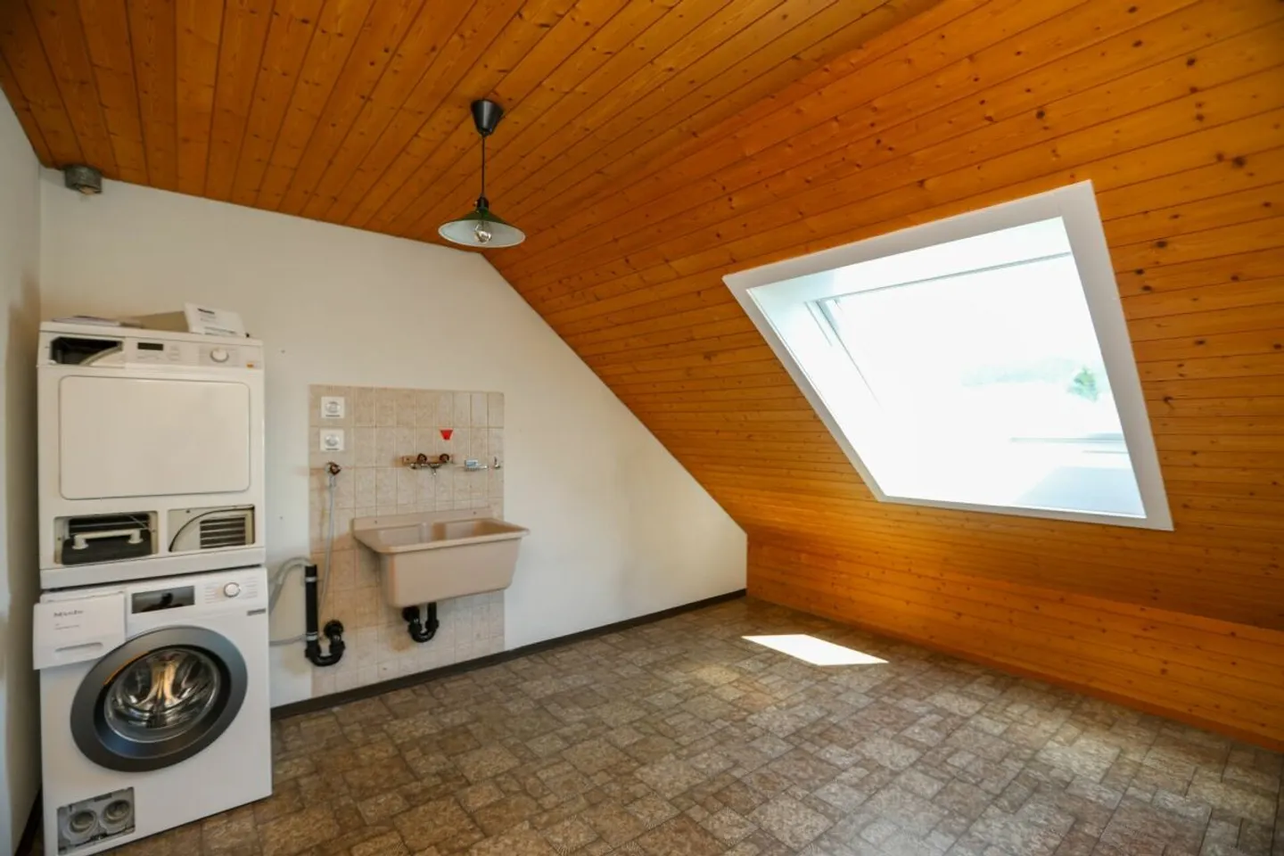 Spacious penthouse apartment with sunny terrace - Photo 13 of 13