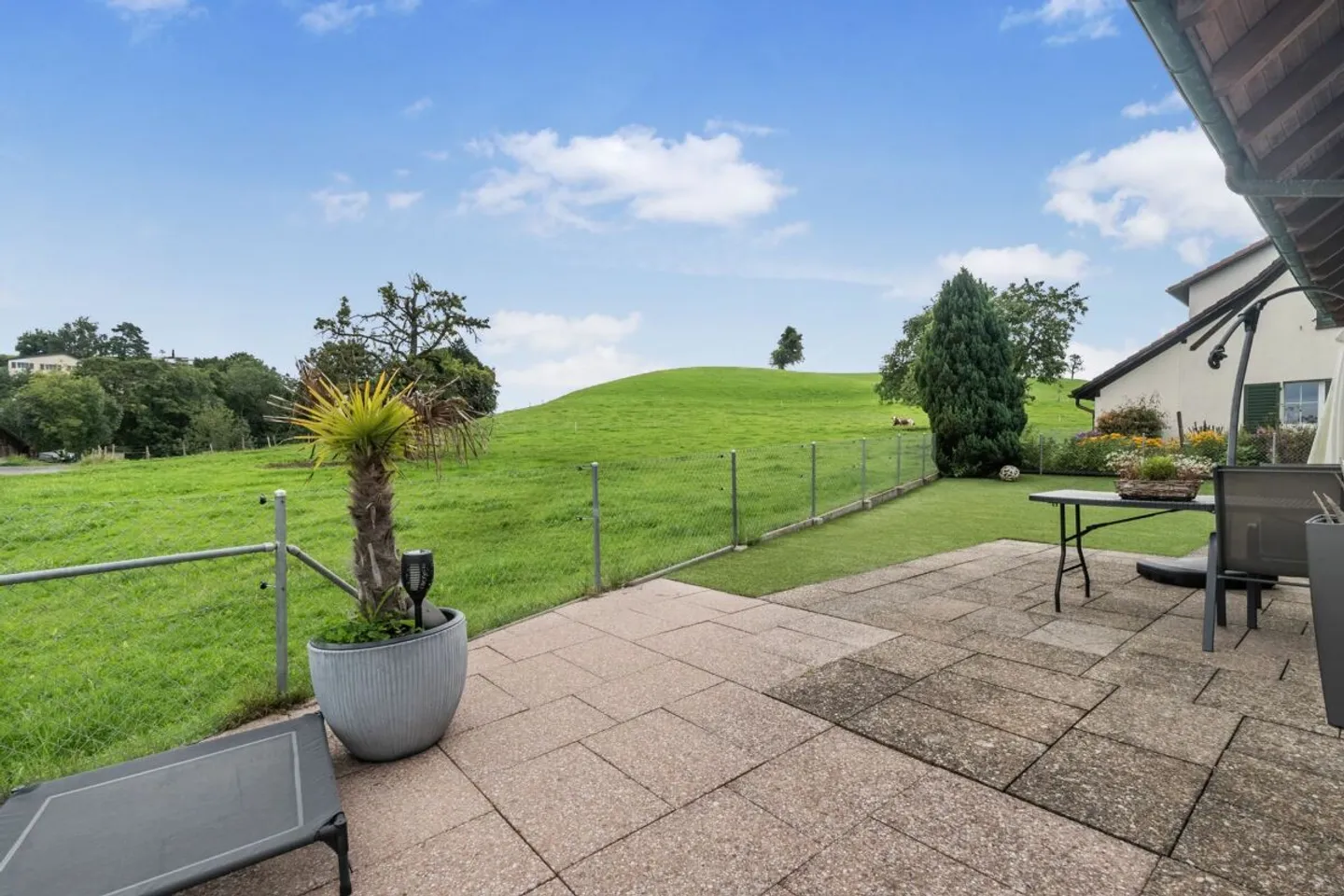 Ampia casa familiare con vista - Foto 6 di 13