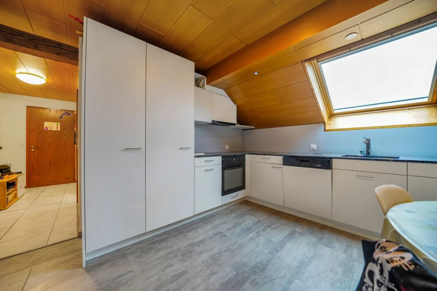 Vollvermietetes Mehrfamilienhaus mit 4 Wohnungen, 5.4% Bruttorendite - Foto 3 von 13