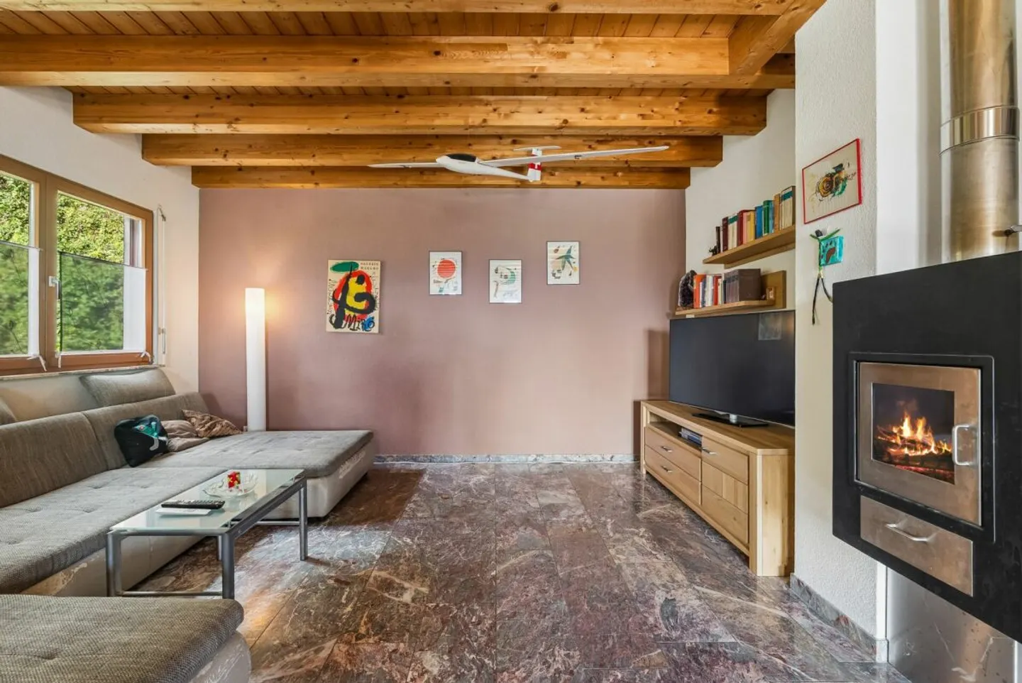 Maison spacieuse avec vue sur la vallée du Rhin - Photo 3 sur 10