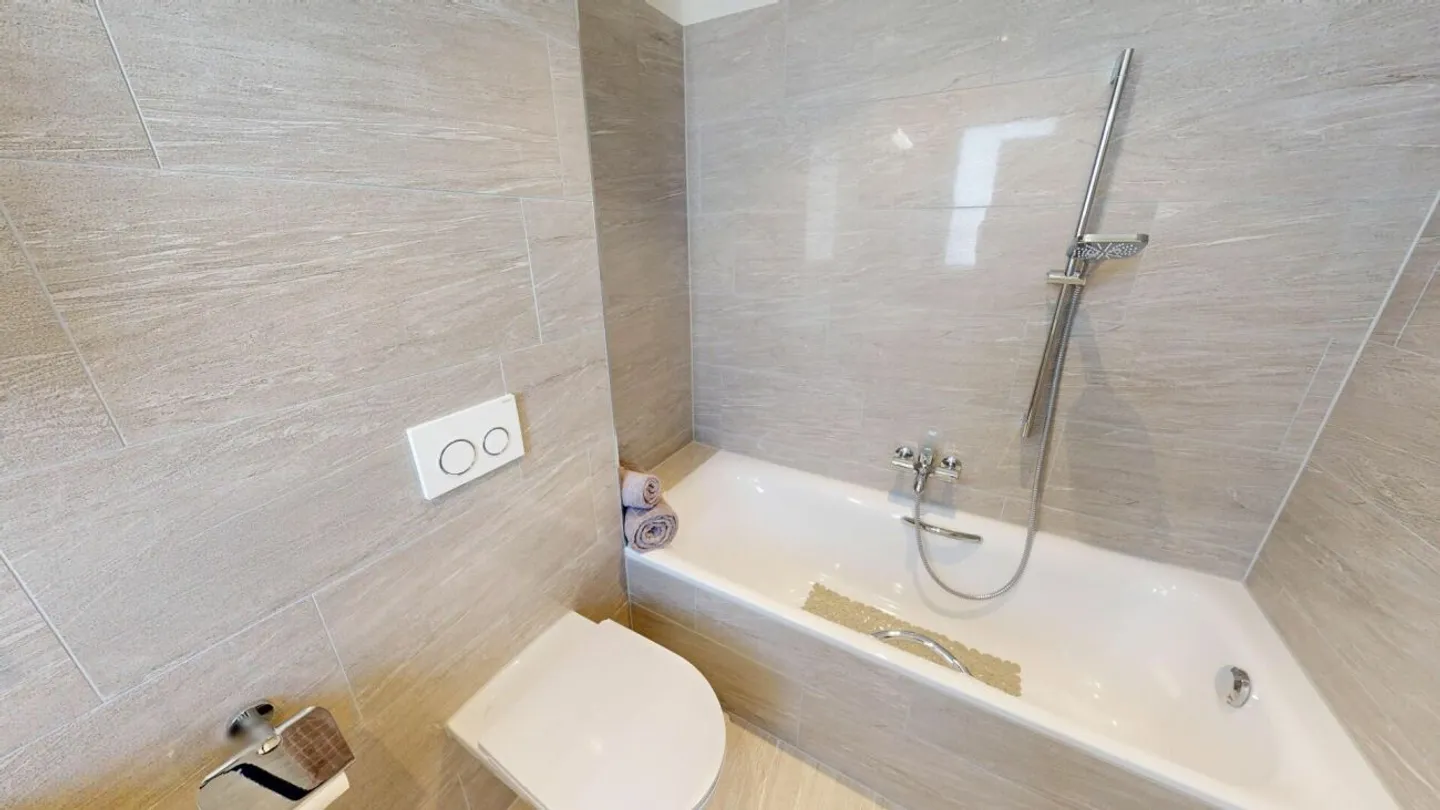 Appartement mansardé moderne de 4½ pièces dans un emplacement de choix - Photo 13 sur 13