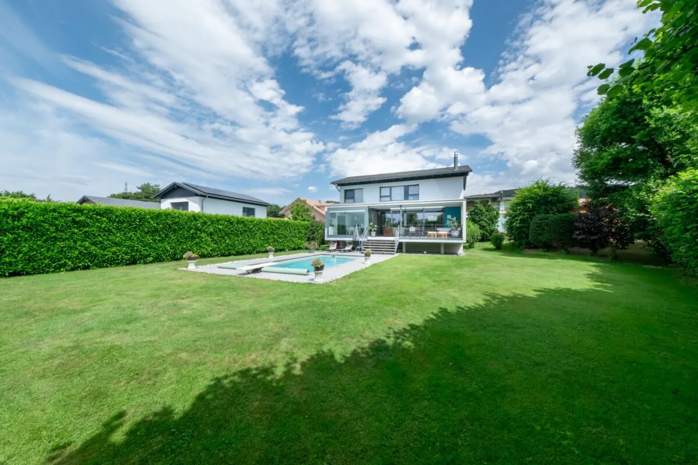 Superbe villa avec piscine - Photo 2 sur 13