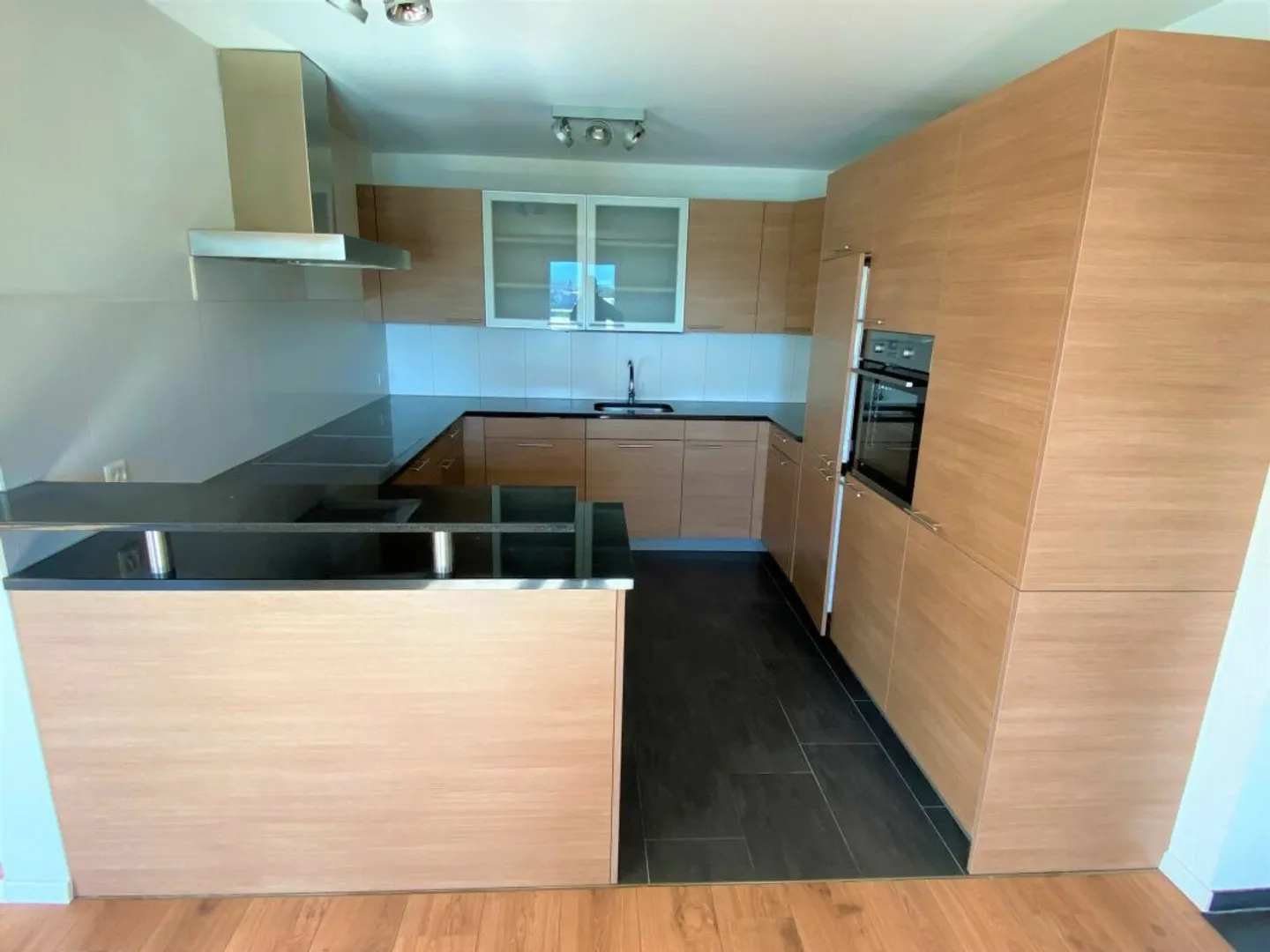 Traumhafte Attika-Wohnung mit Terrasse - Foto 6 von 13