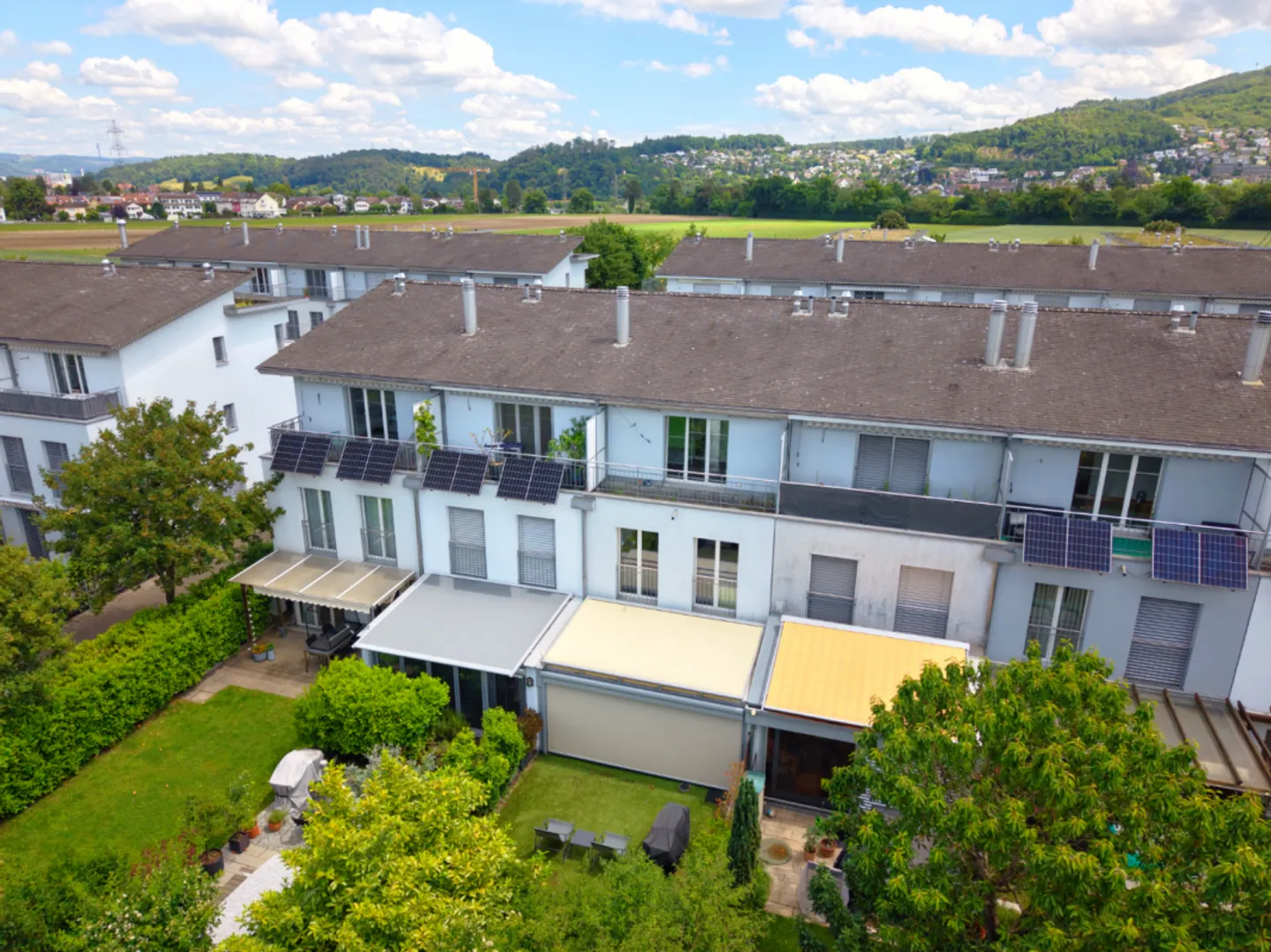 5.5-Room Terraced Single-Family House with Conservatory, Terrace, and Well-Maintained Garden in Reinacherhof - Photo 12 of 12