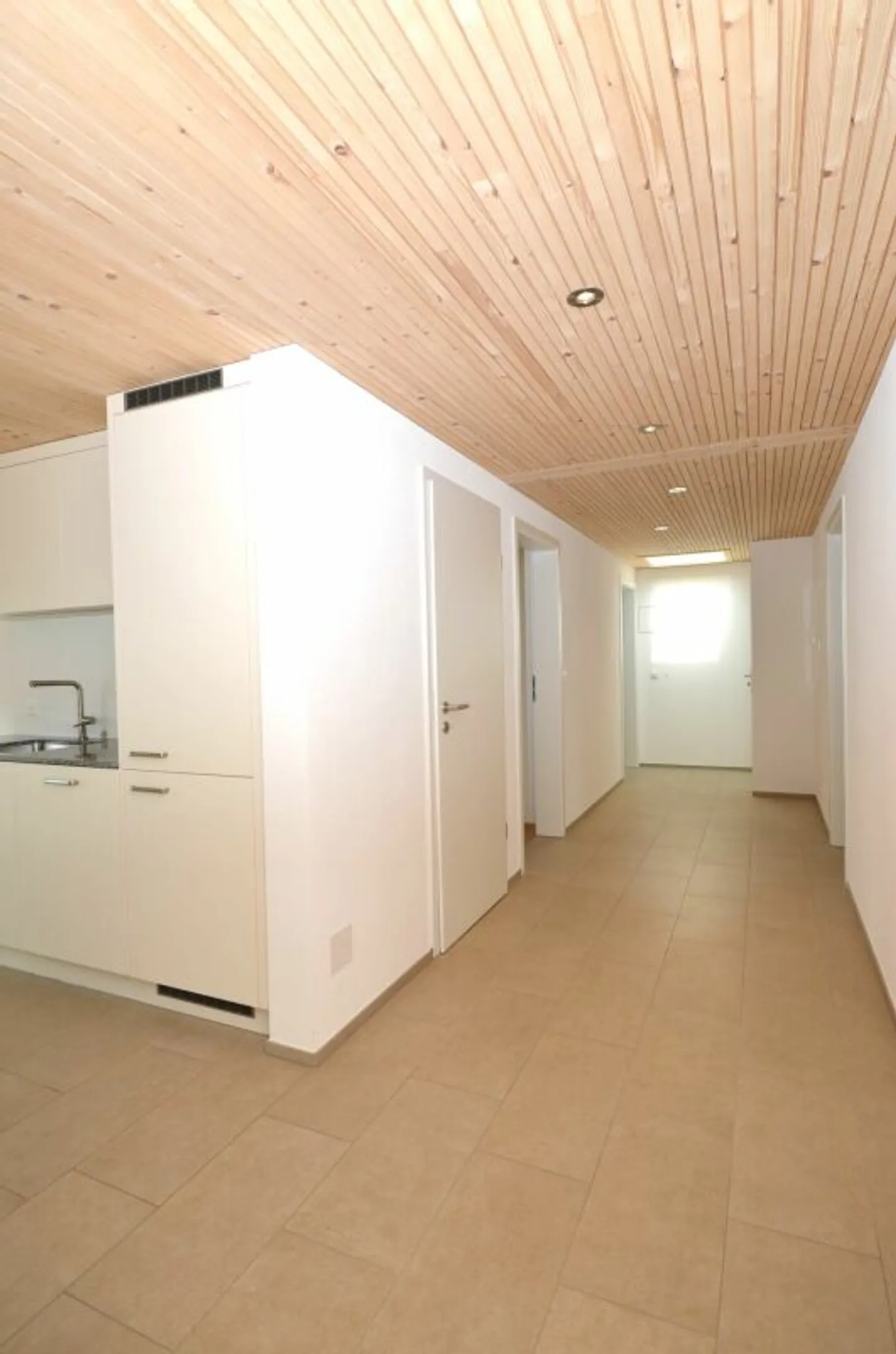 Über den Dächern Frauenfelds! - Traumhafte Dachwohnung - Foto 6 di 11