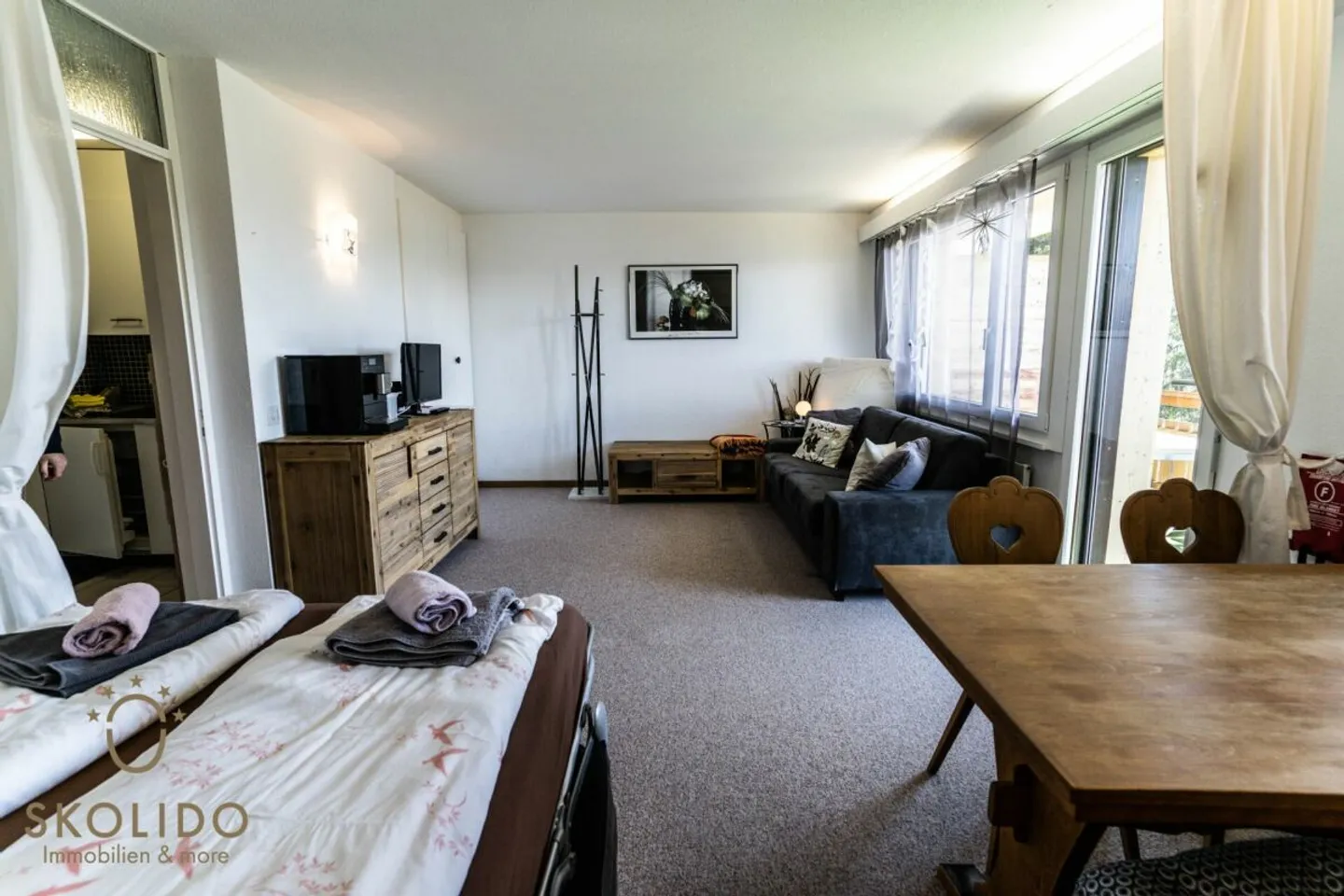 Grosses Studio-Apartment mit unverbaubarem Weitblick in der Aletscharena - Photo 3 sur 13