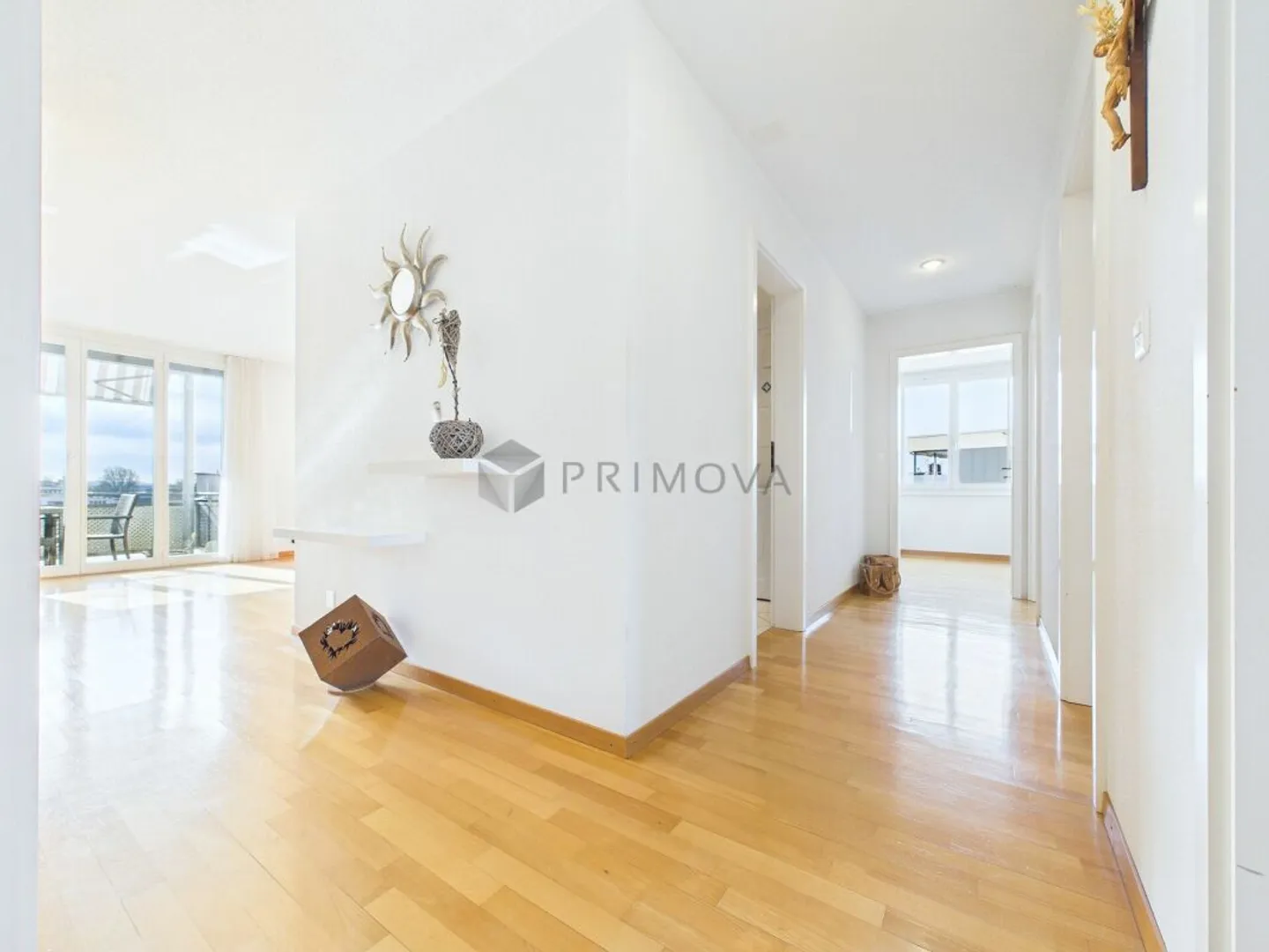 Spacious living near lake & old town - 5.5 room condominium in Murten - Photo 4 of 12