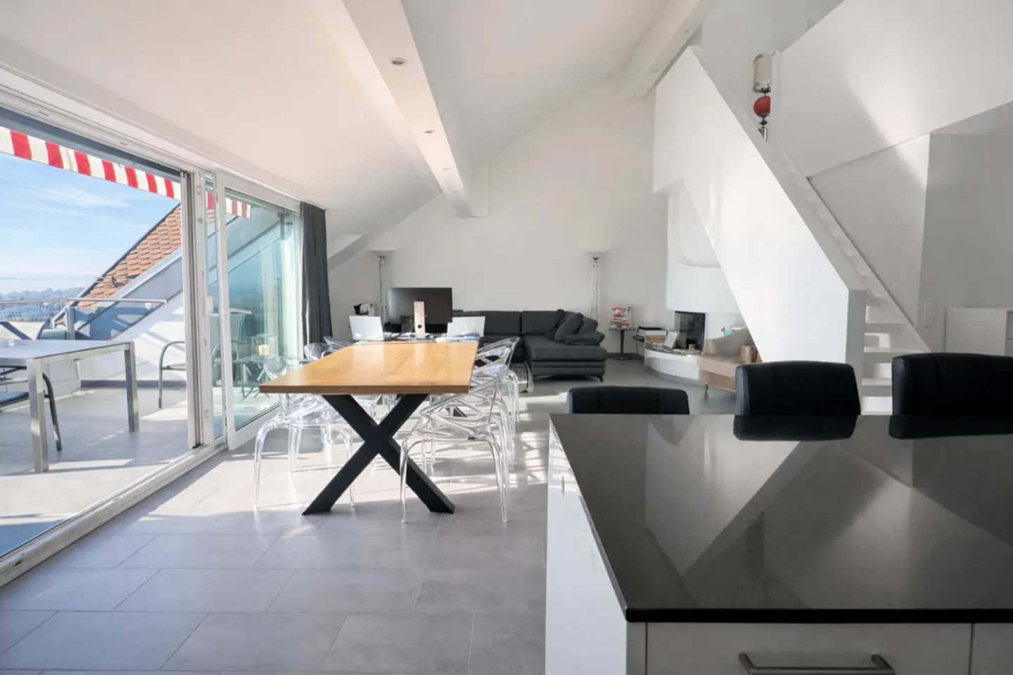 Attico eccezionale con vista mozzafiato - Foto 6 di 13