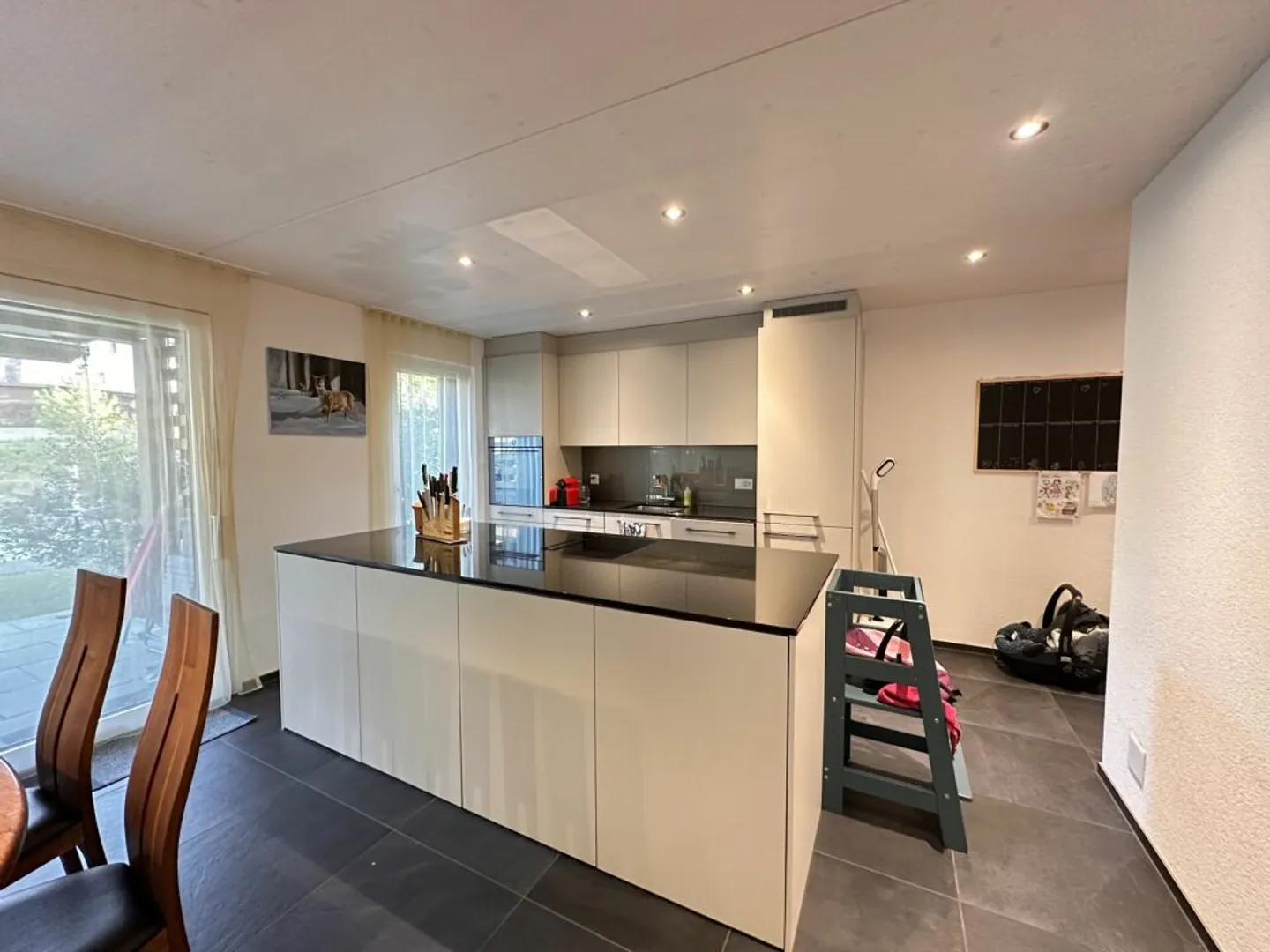 4½-Zimmer-Erdgeschoss-Wohnung, ideal für Familie - Photo 2 of 6