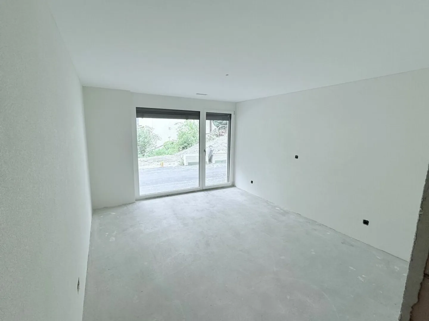 Appartement au rez-de-chaussée unique avec vue alpine à Brig et grande terrasse ensoleillée - Photo 6 sur 13