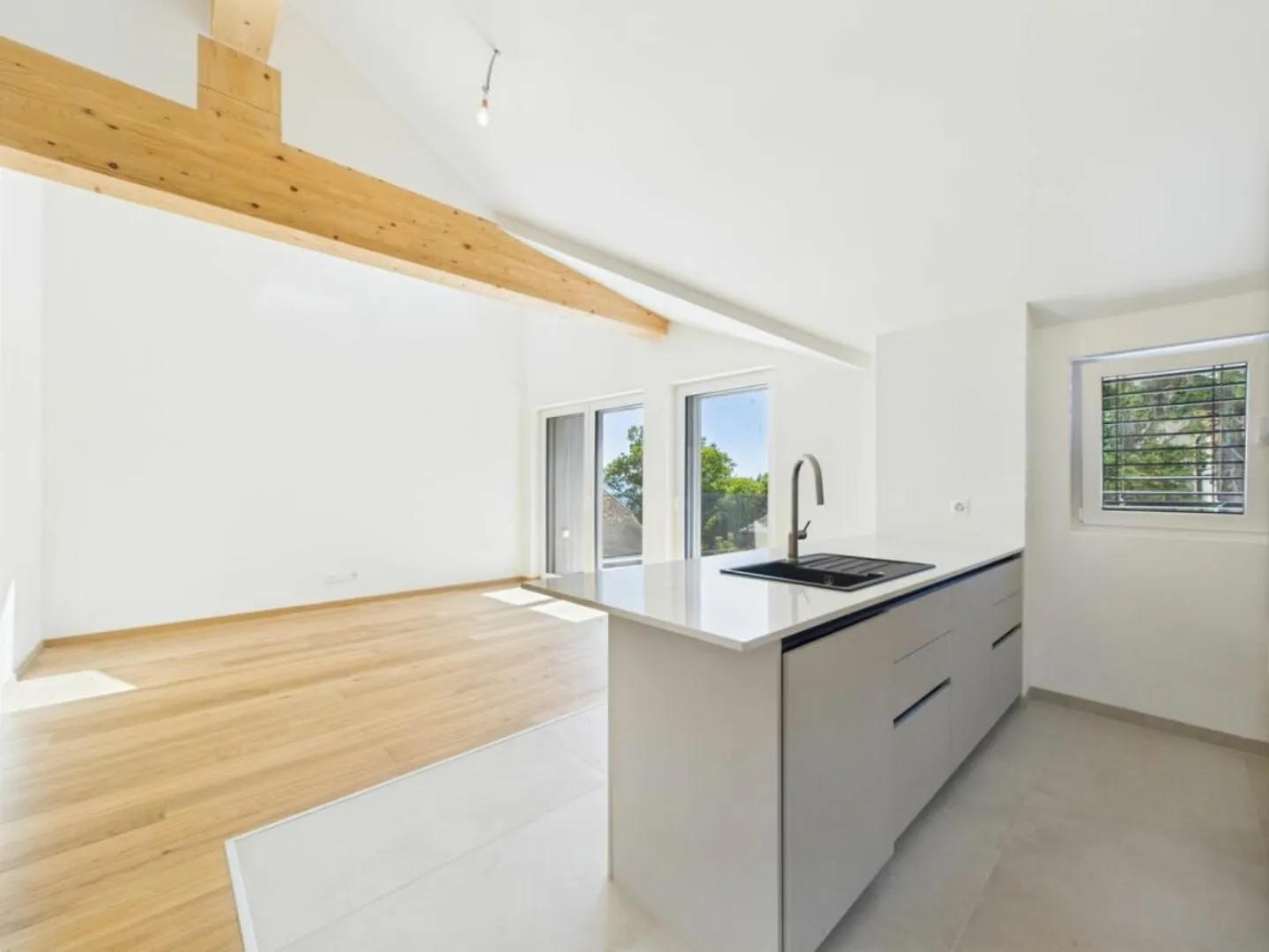 NEU: Helle 4,5 Zimmer - Foto 2 von 9