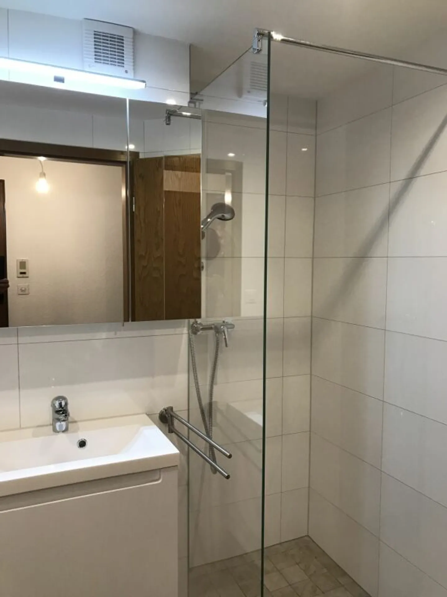 Geräumige Wohnung mit Seeblick - Foto 12 von 13
