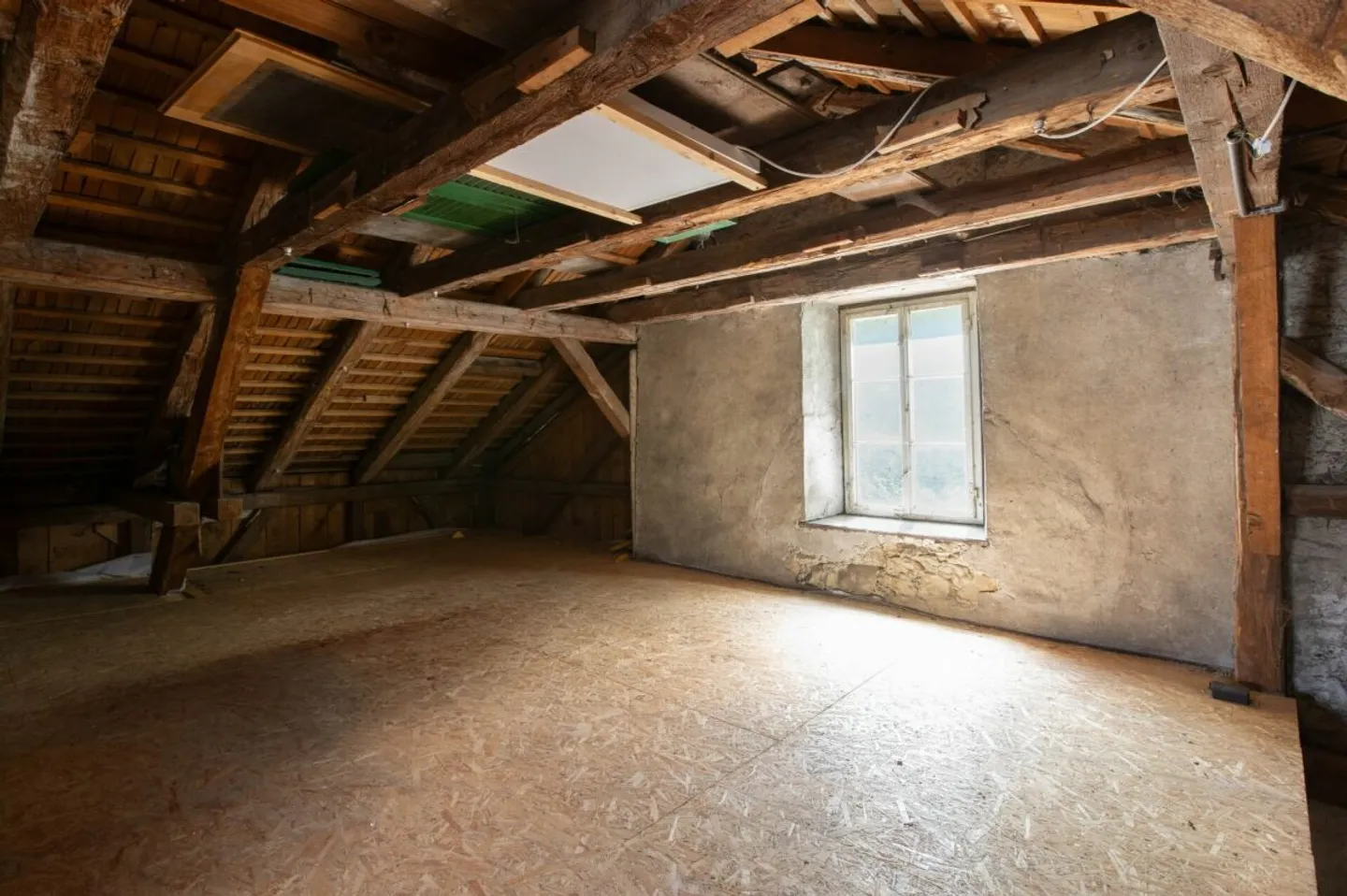Spacious Single Family Home - Photo 10 of 11