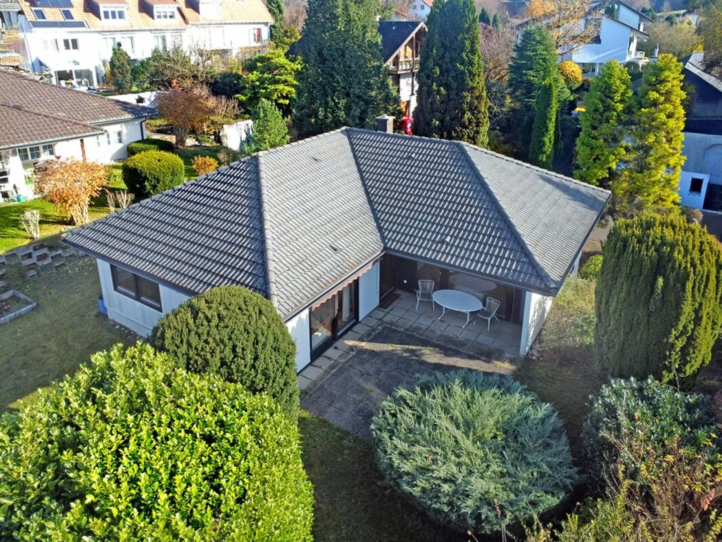 freistehendes Einfamilienhaus an ruhiger, bevorzugter Lage - Foto 1 di 12