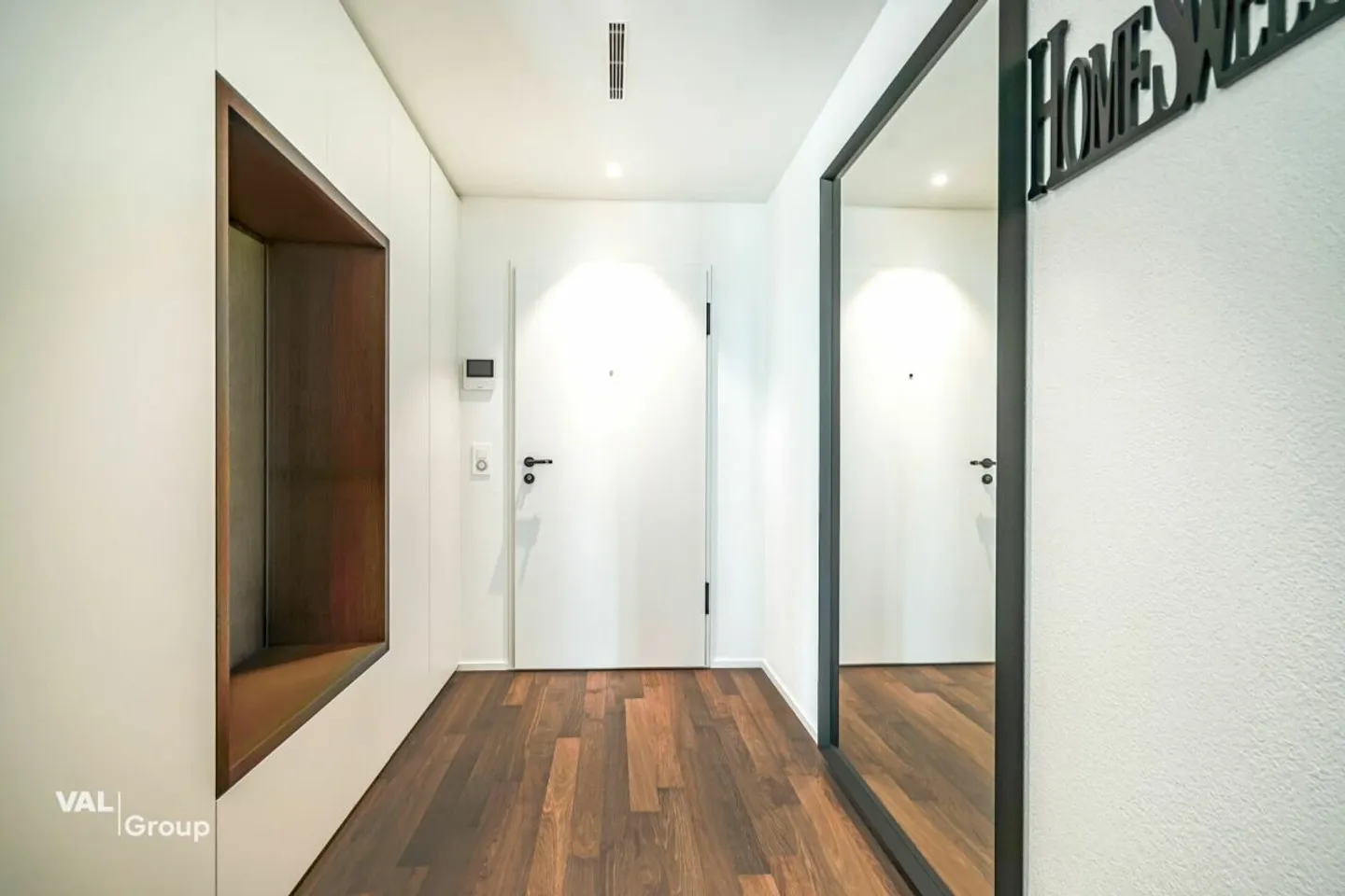 Hochwertige 3.5-Zimmer Gartenwohnung mit Smart Home und privatem Fitnessraum - Photo 7 of 12