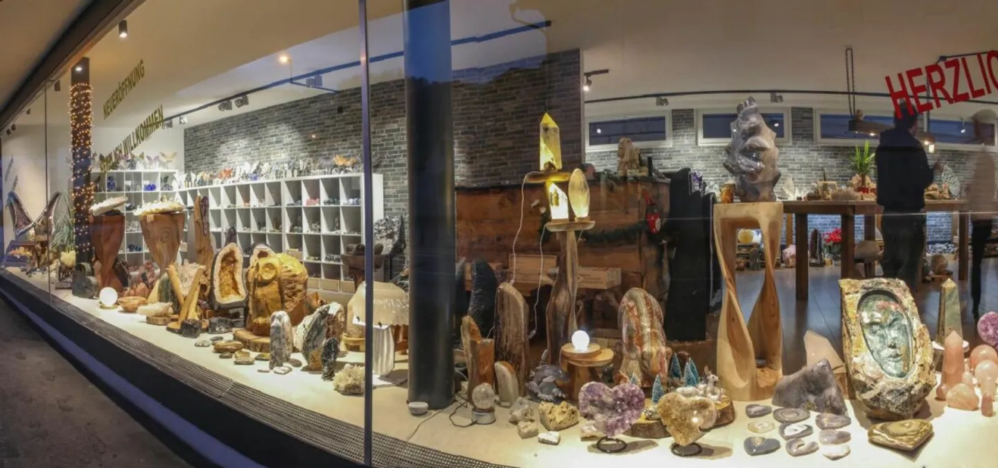 Verkaufsladen an werbewirksamer Lage - Photo 3 sur 4