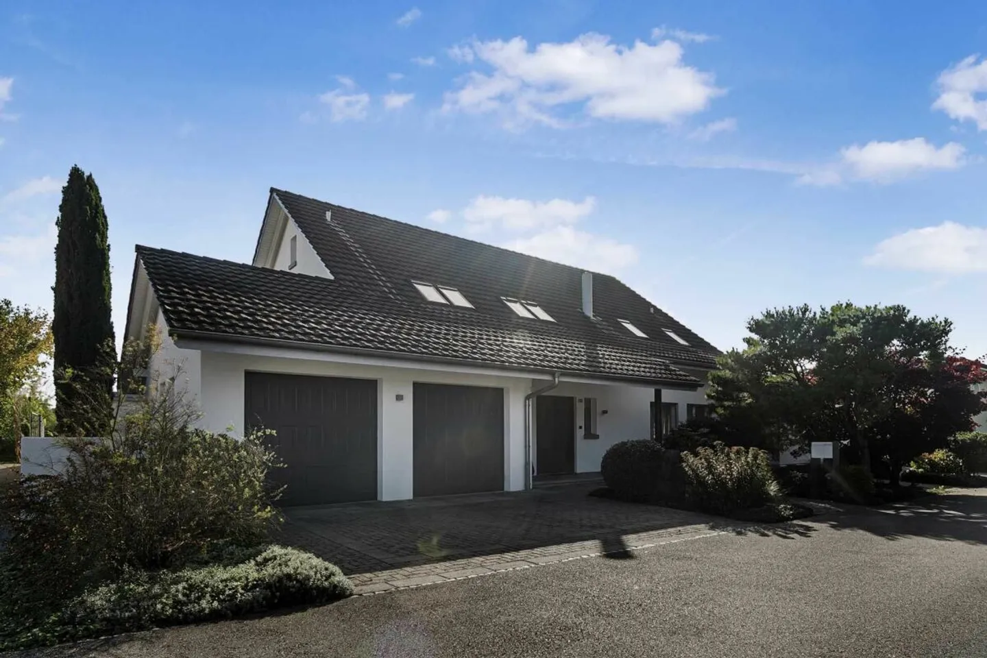 Villa di campagna esclusiva con giardino spazioso in una posizione soleggiata direttamente adiacente alla zona agricola - Foto 11 di 13