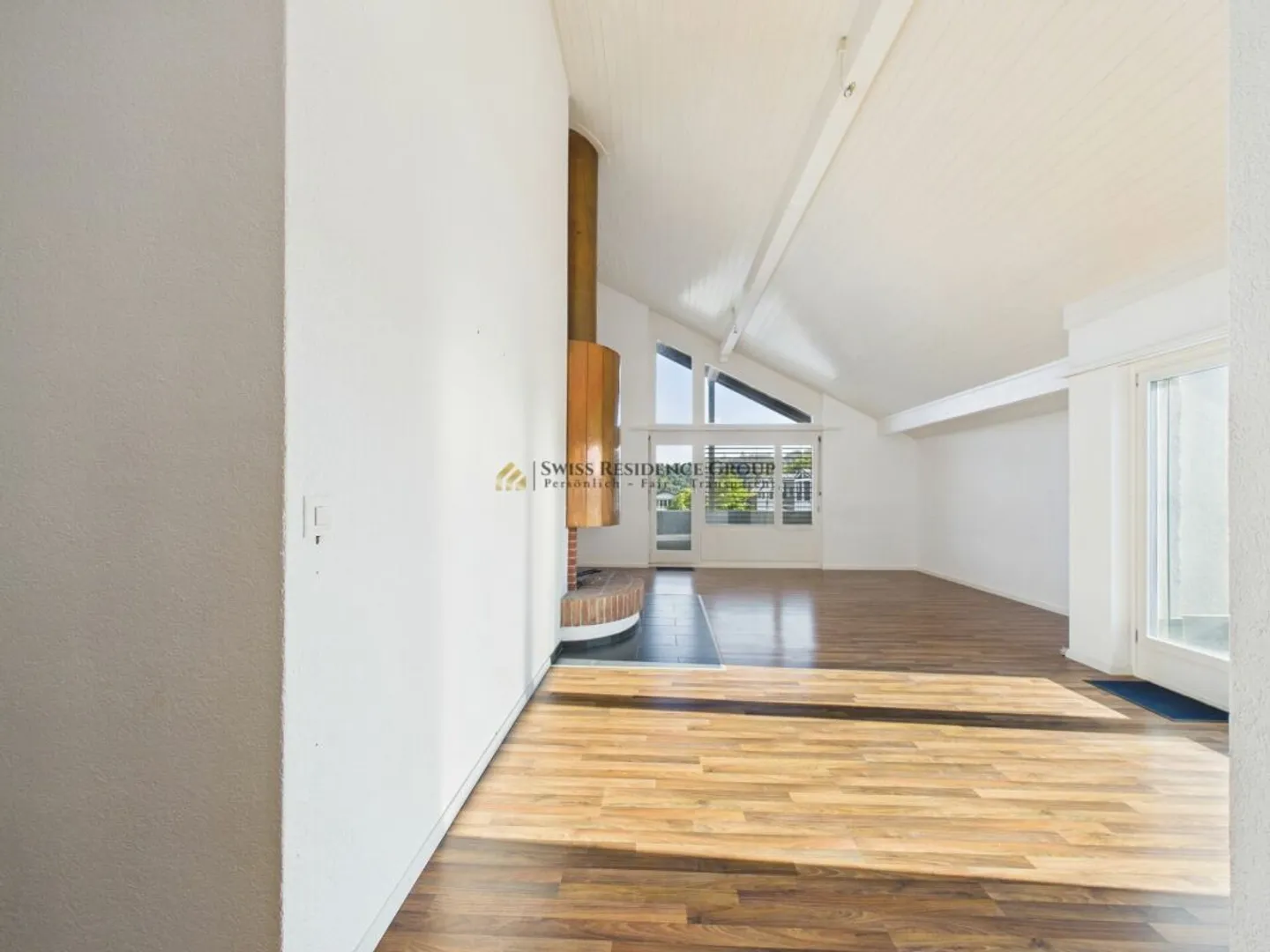 Exclusive Living with Alpine View in the Heart of Bremgarten - Photo 3 of 4