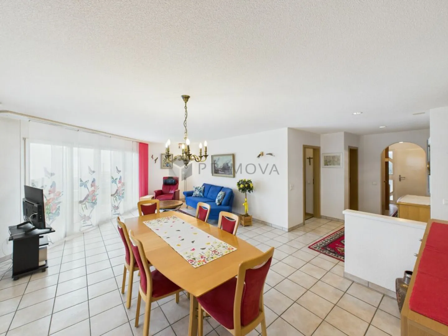 Living & Renting - 2 Apartments Under One Roof - Photo 12 of 13