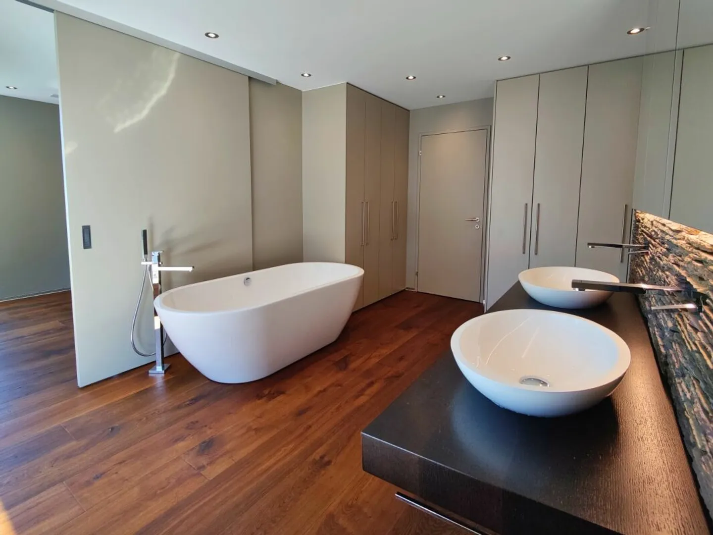 Exklusive Villa am Hallwilersee - Foto 2 von 7
