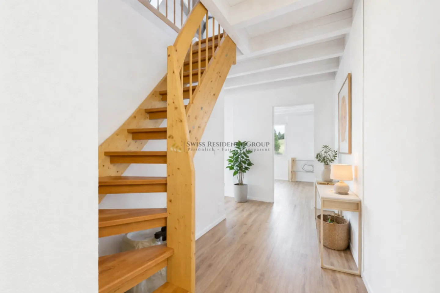 Modern Penthouse with a View - Living with Style and Peace in Rossau near Mettmenstetten - Photo 5 of 9