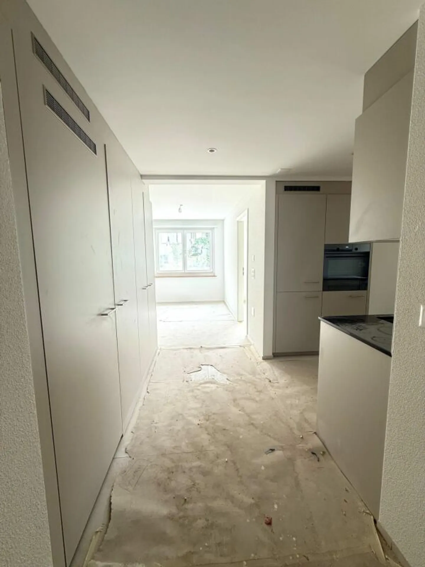 Gli ultimi appartamenti dopo la ristrutturazione totale - Moderni appartamenti di 2,5 stanze con vista lago! - Foto 4 di 13