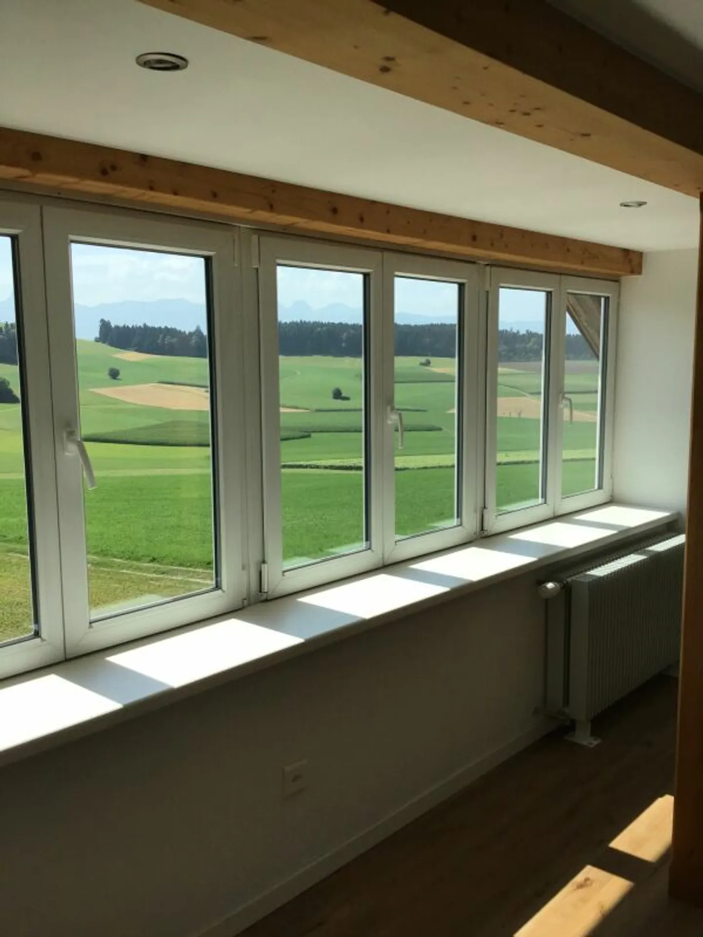 2½-Zimmer-Wohnung, hell, gemütlich, ideal für Single - Foto 3 von 9