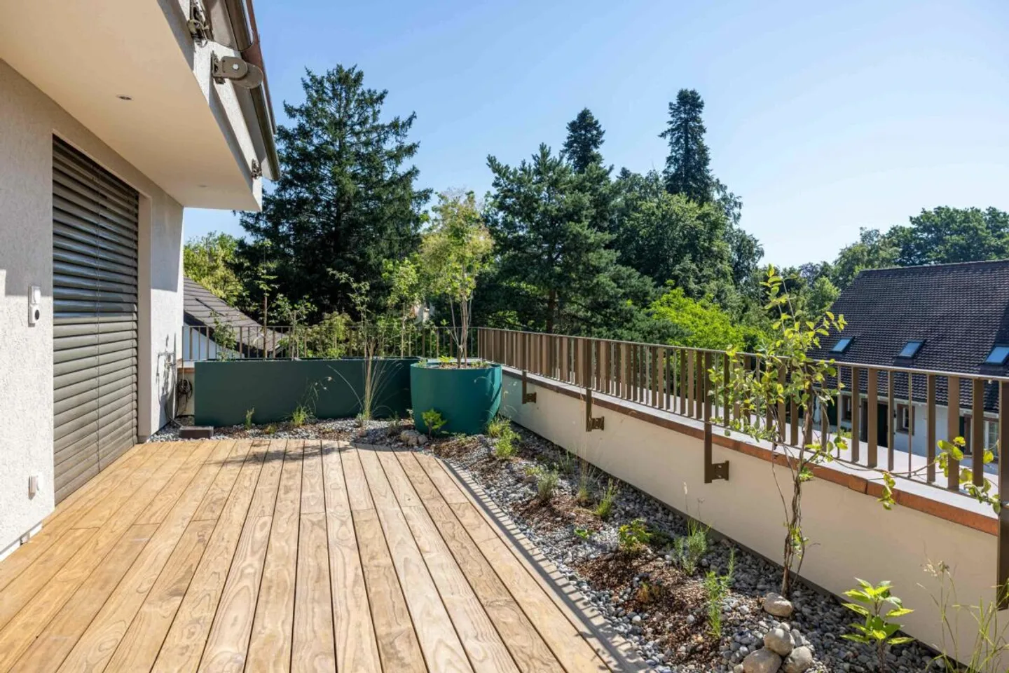 Exklusive 3.5-Zimmer-Neubau-Attikawohnung im Erstbezug - Wohnen wie in den Ferien - Foto 9 di 13
