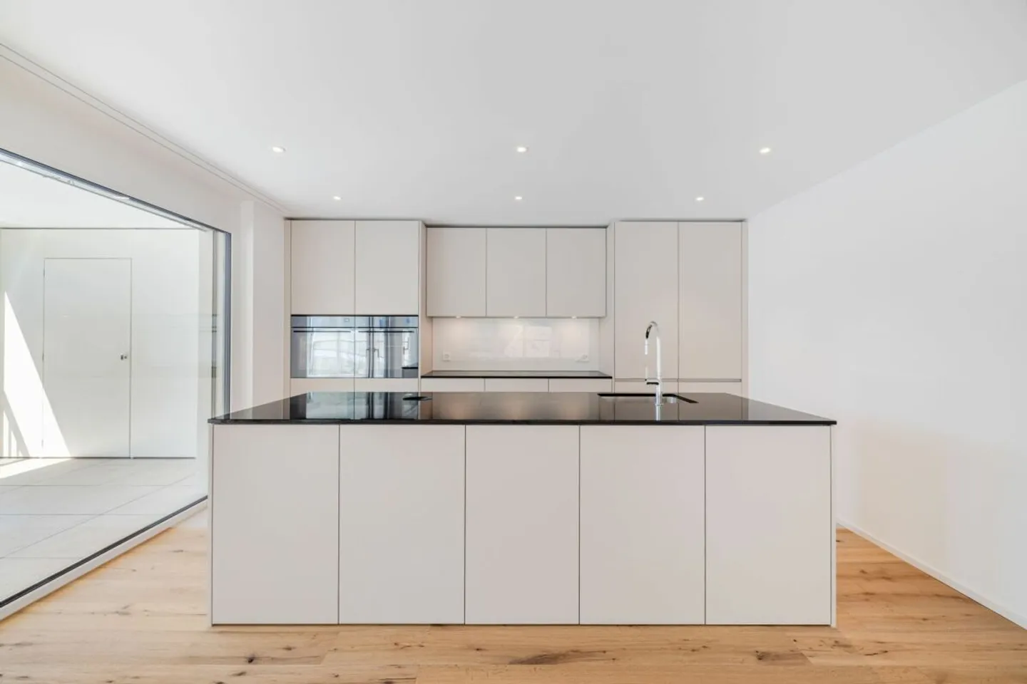 WOHNKOMFORT MIT SONNENBONUS - 4.5-ZIMMER-WOHNUNG   FÜR HÖCHSTE ANSPRÜCHE - Foto 4 von 9