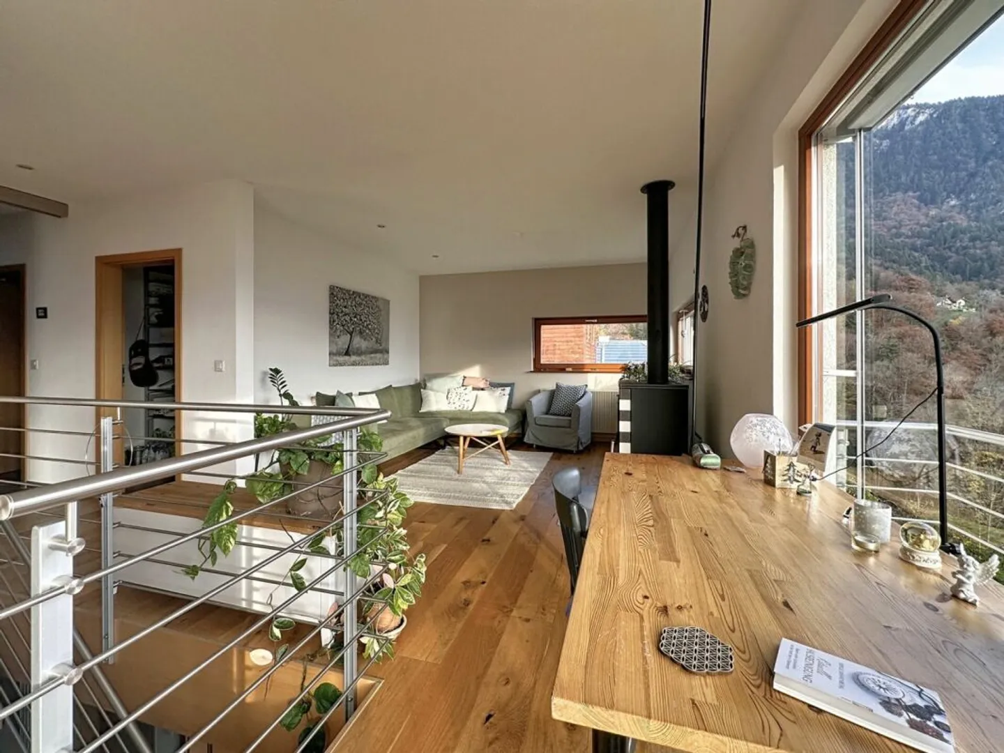 Magnificent architect-designed villa with stunning panoramic views of the plain - Photo 6 of 13