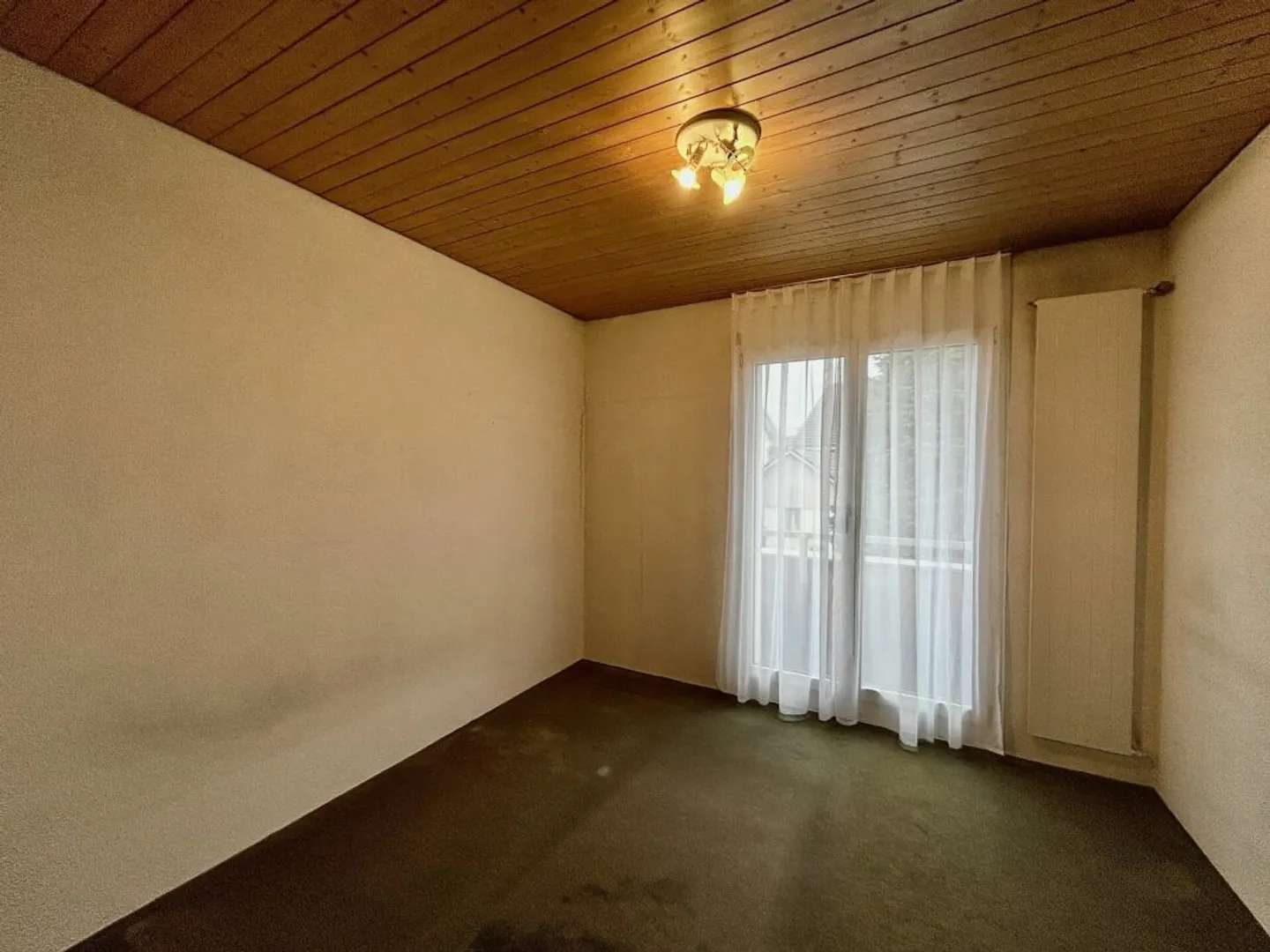 6.5-room single-family house with plenty of space for new ideas! - Photo 5 of 13