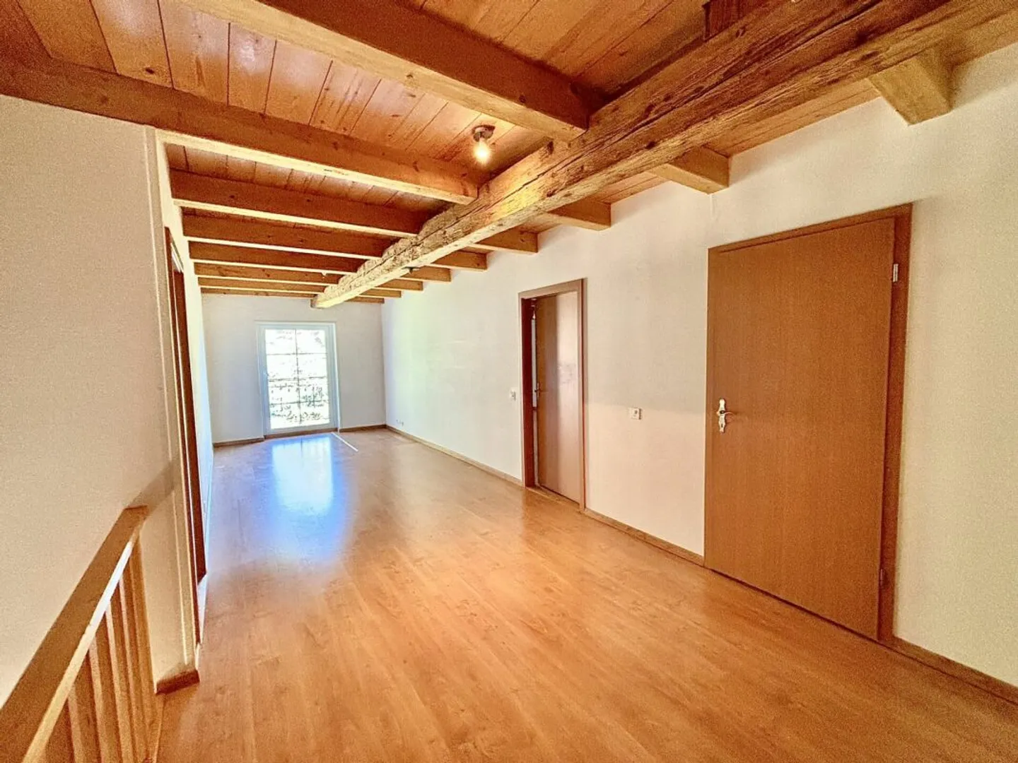 Appartamento duplex di 4,5 stanze - Foto 4 di 8